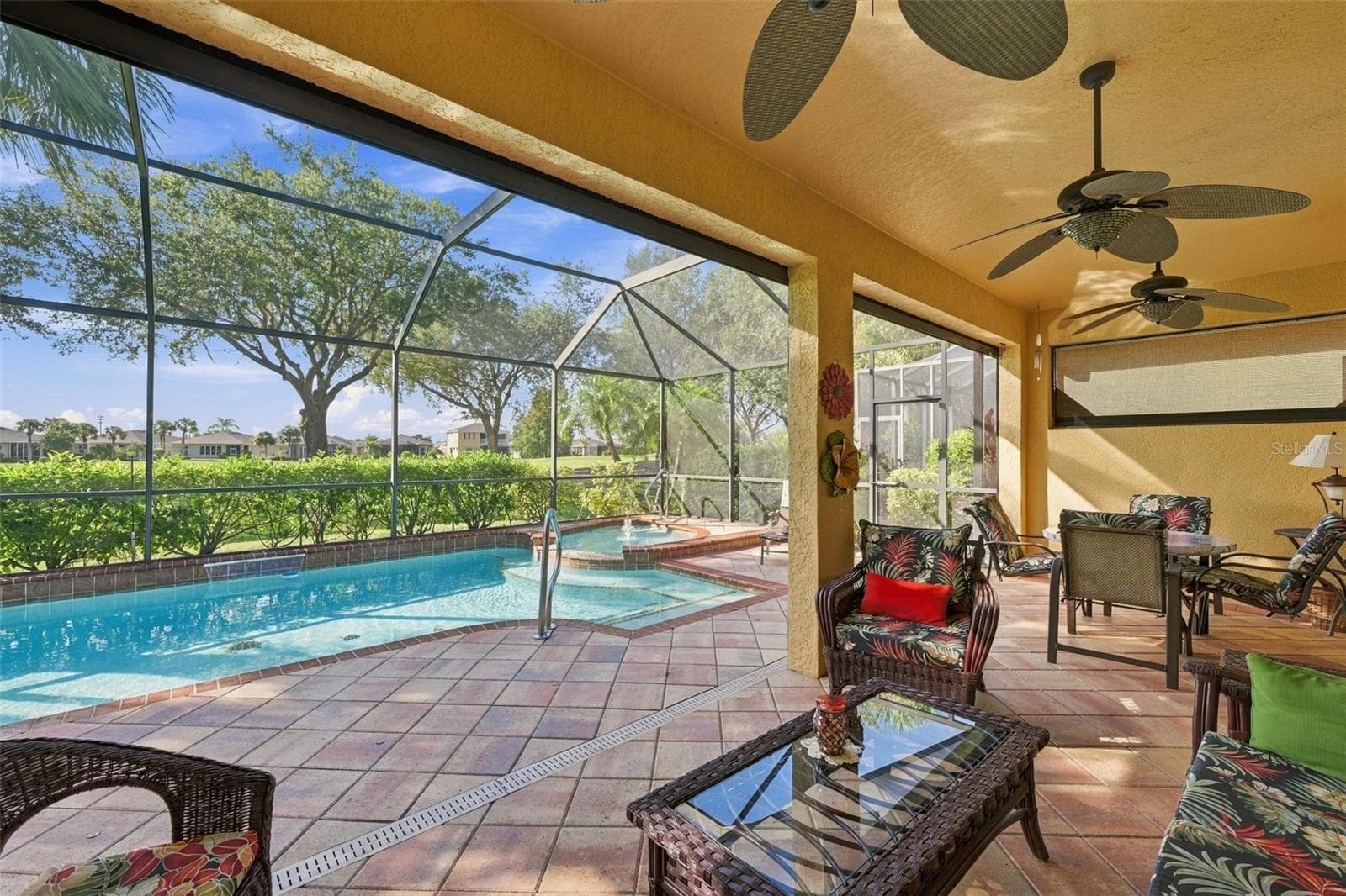 Single Family Residence at 1106 EMERALD DUNES DR, SUN CITY CENTER, photo 4 of 62