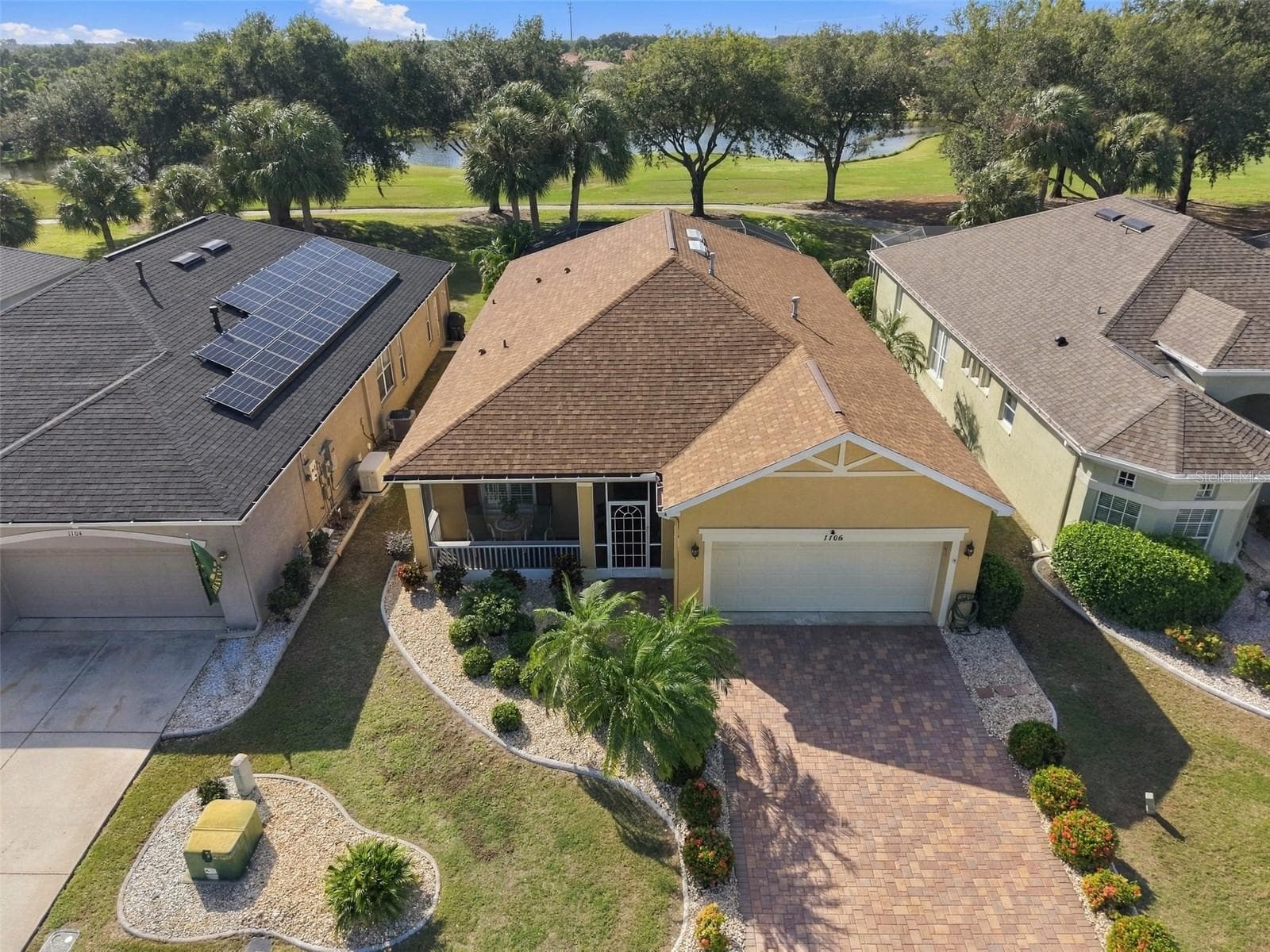 Single Family Residence at 1106 EMERALD DUNES DR, SUN CITY CENTER, photo 2 of 62
