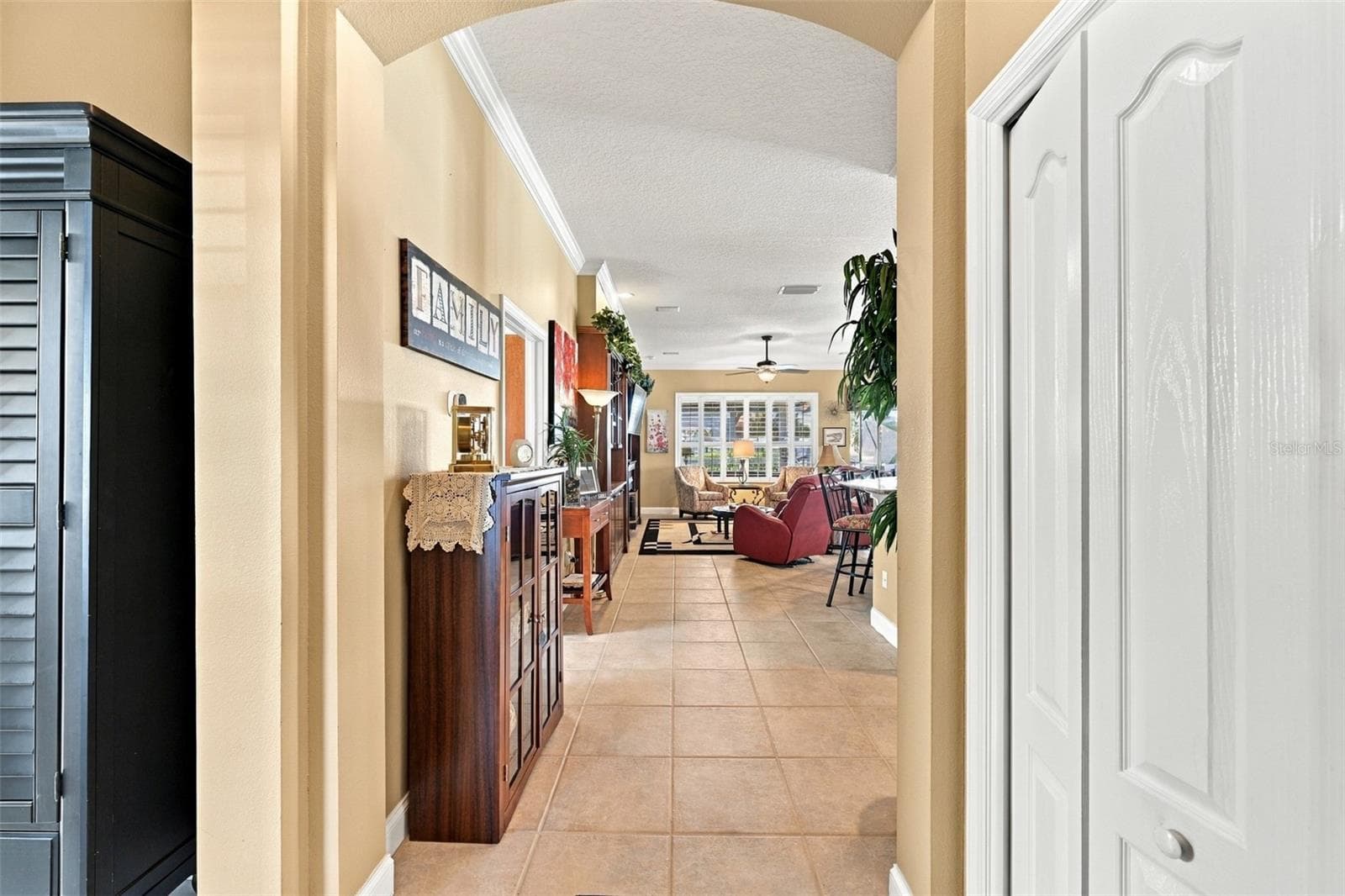 Single Family Residence at 1106 EMERALD DUNES DR, SUN CITY CENTER, photo 13 of 62