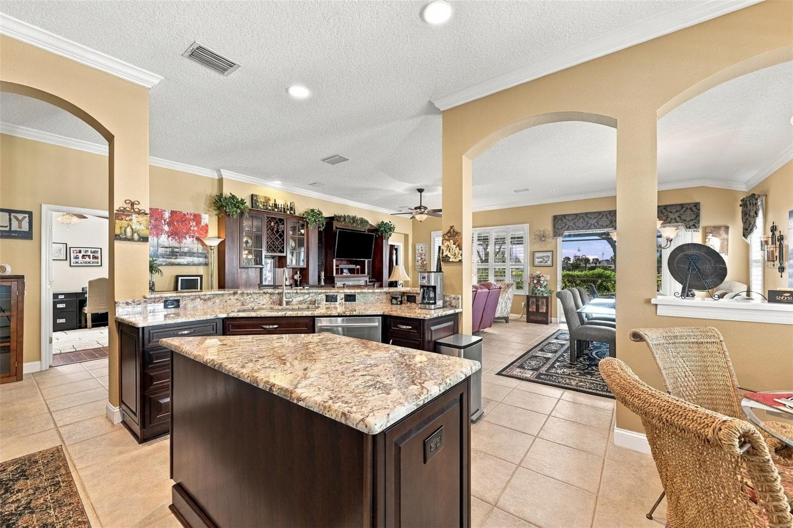 Single Family Residence at 1106 EMERALD DUNES DR, SUN CITY CENTER, photo 27 of 62