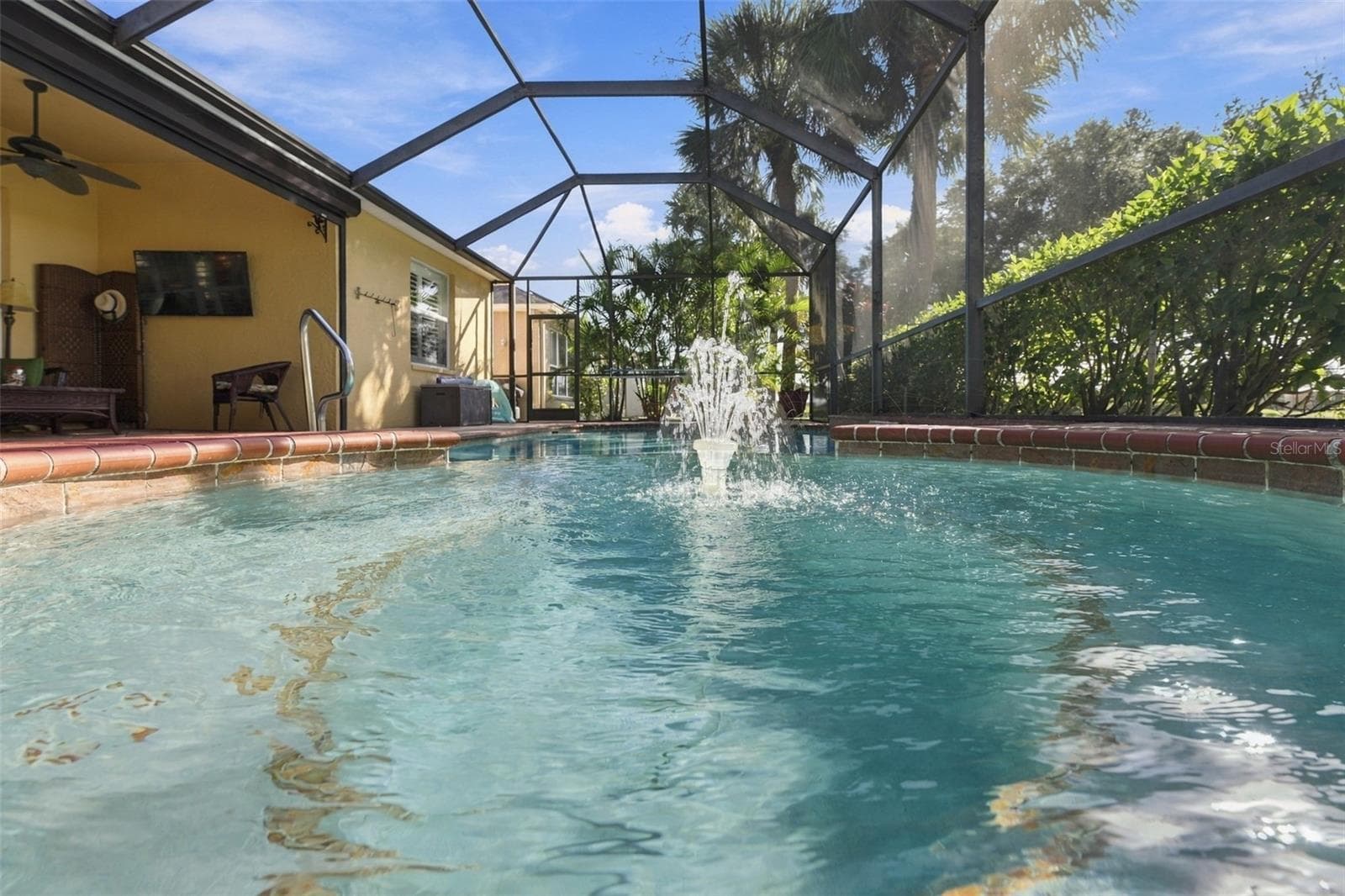 Single Family Residence at 1106 EMERALD DUNES DR, SUN CITY CENTER, photo 45 of 62