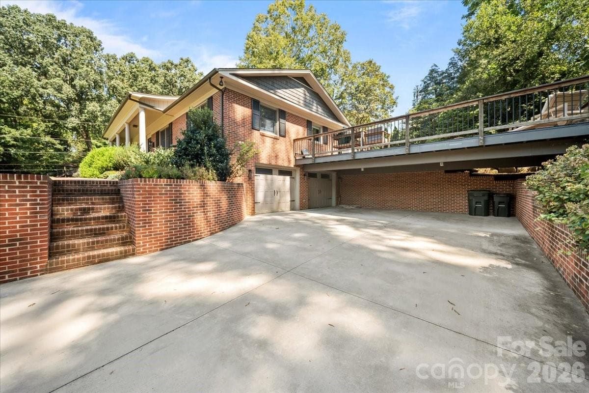 Single Family Residence at 102 Hillside Lane, Morganton, photo 5 of 44