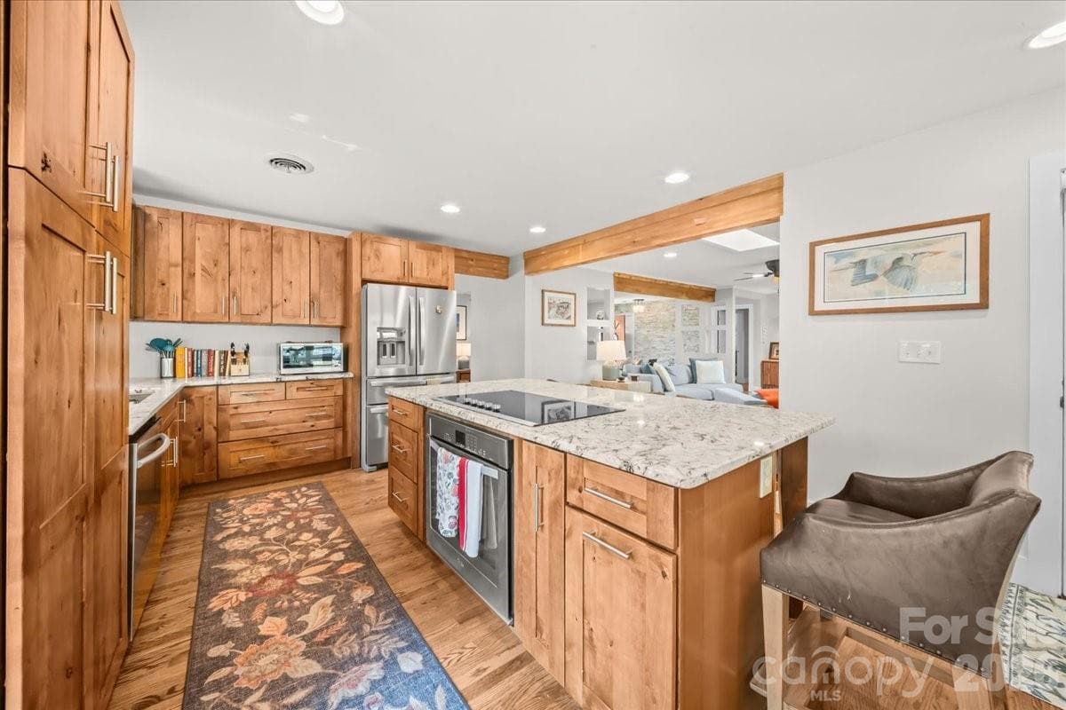 Single Family Residence at 102 Hillside Lane, Morganton, photo 11 of 44
