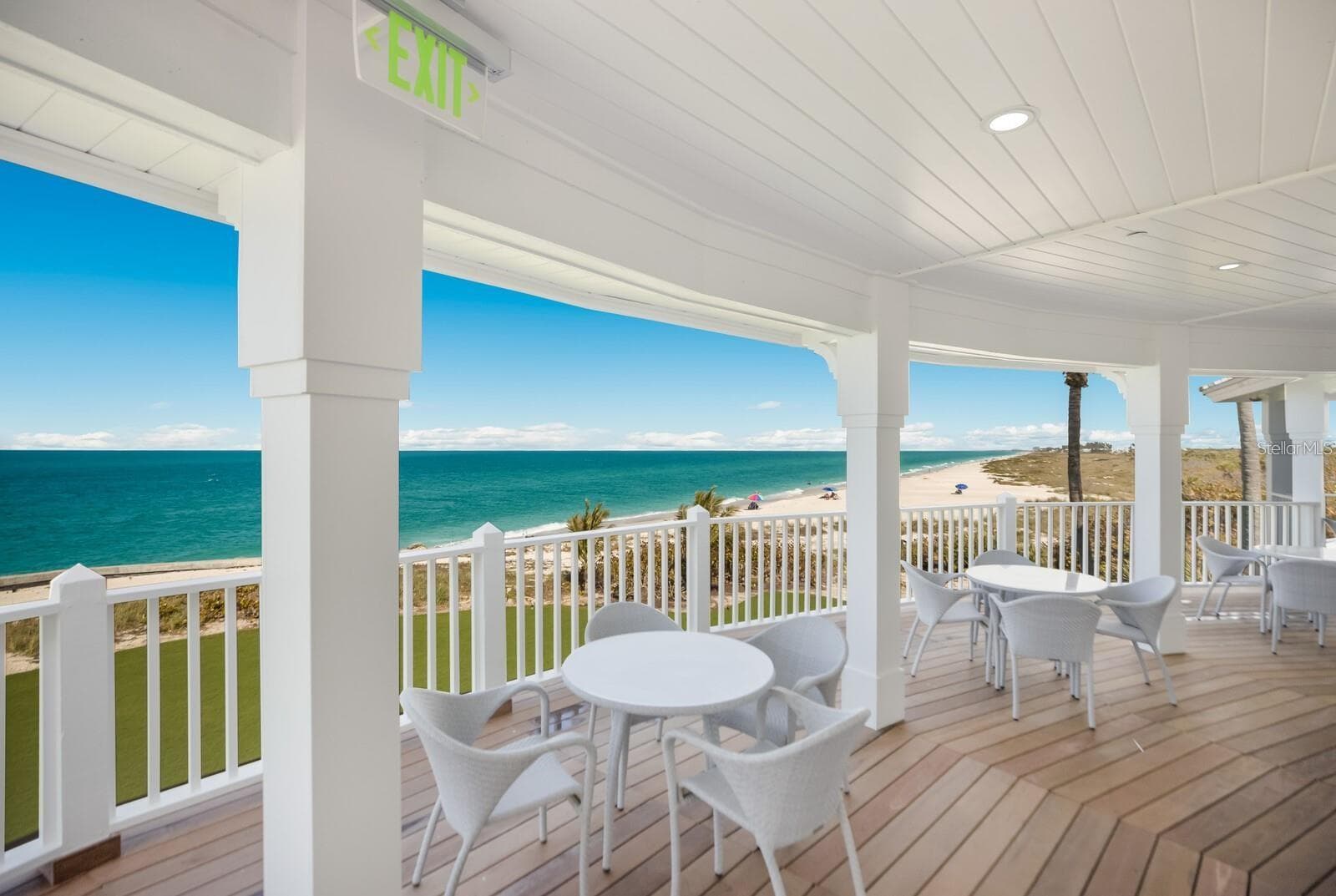 Outdoor Dining - 700 S HARBOR DR, BOCA GRANDE