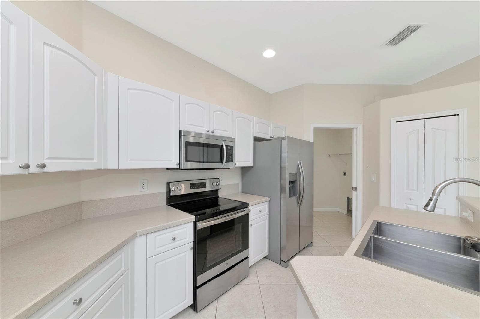 Single Family Residence at 2771 REBEL LN, NORTH PORT, photo 14 of 30