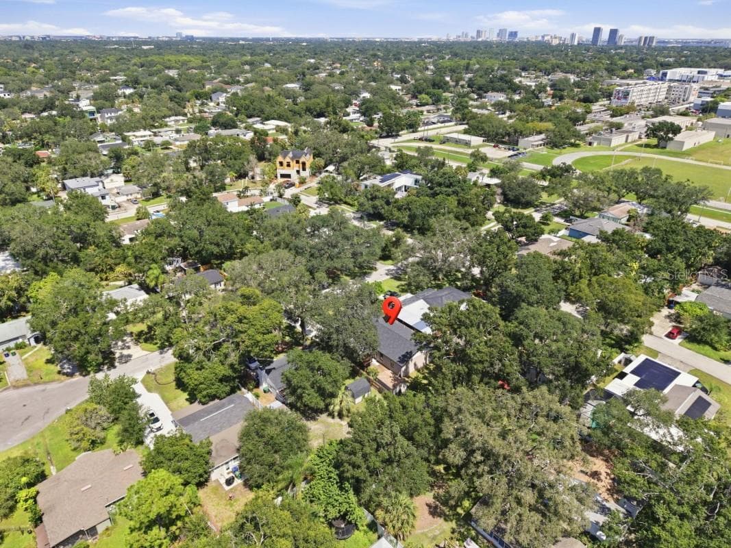 Single Family Residence at 4710 W BAY VIEW AVE, TAMPA, photo 10 of 50