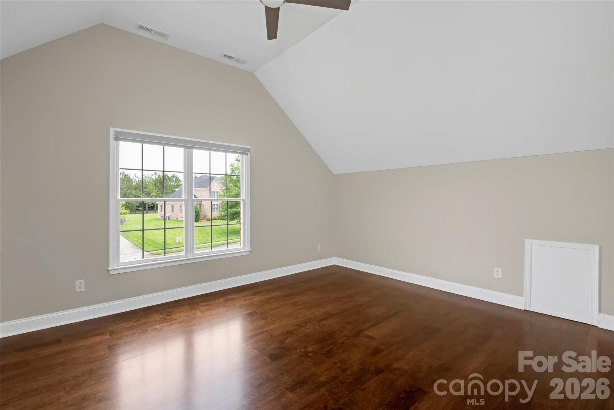 Single Family Residence at 409 Running Horse Lane, Waxhaw, photo 27 of 35