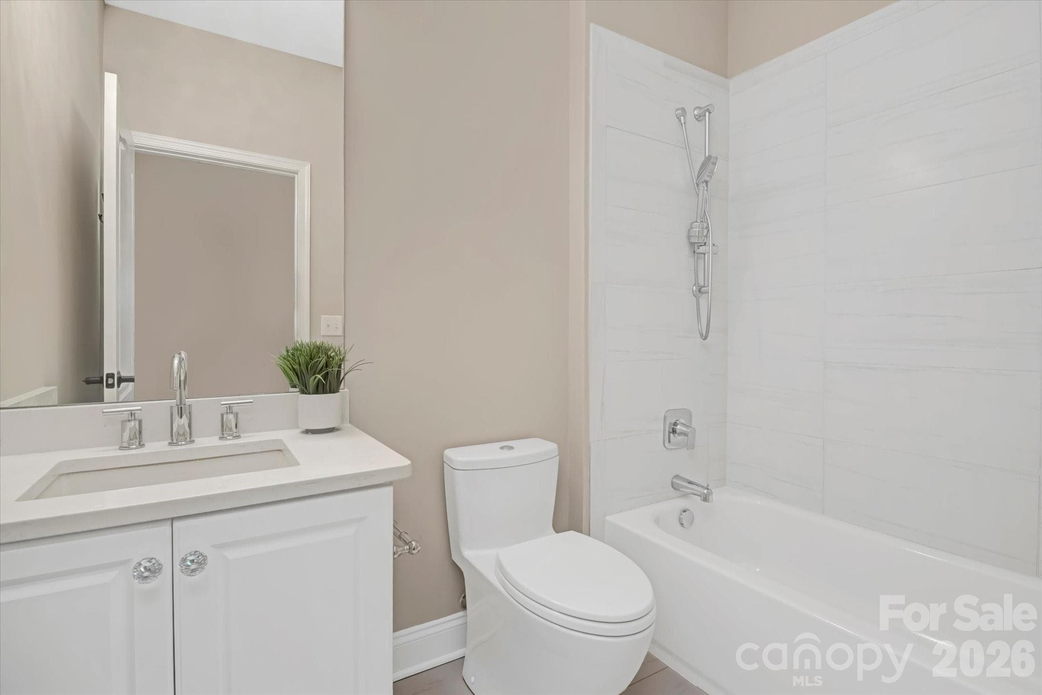 Single Family Residence at 409 Running Horse Lane, Waxhaw, photo 28 of 35
