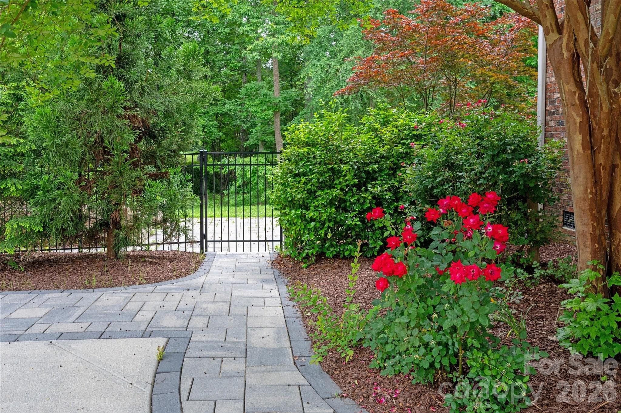 Single Family Residence at 409 Running Horse Lane, Waxhaw, photo 30 of 35