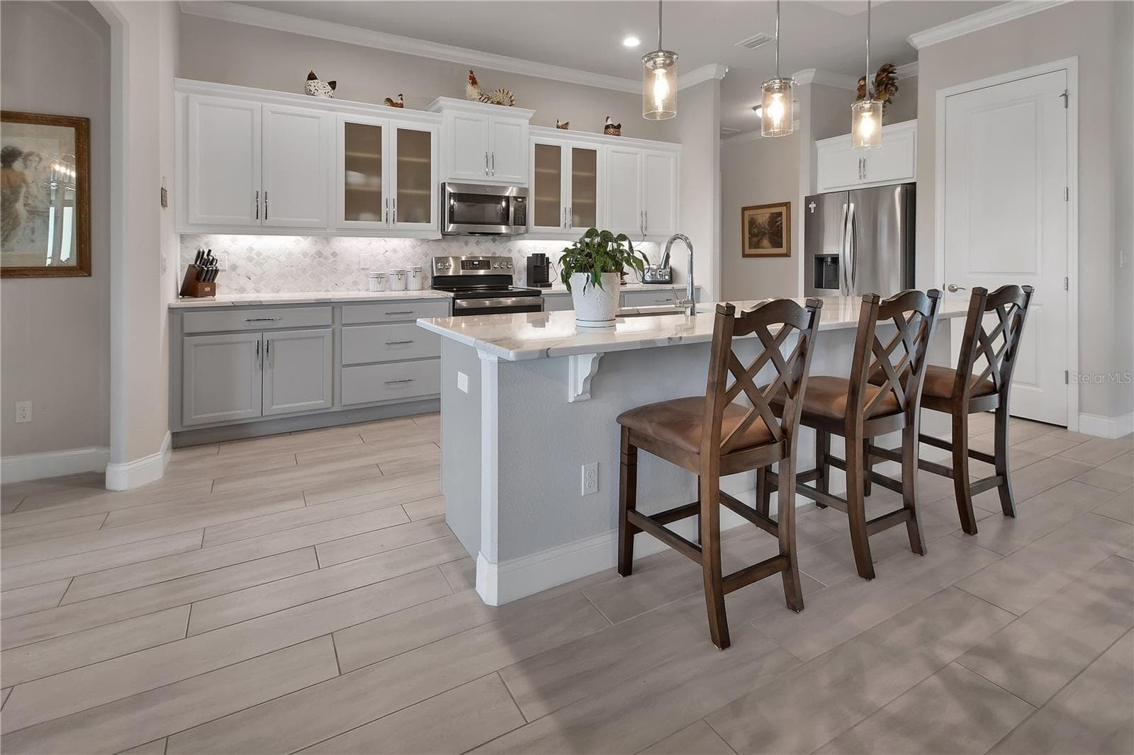 Casual dining and kitchen - 1011 MEGANO BLVD, DELAND