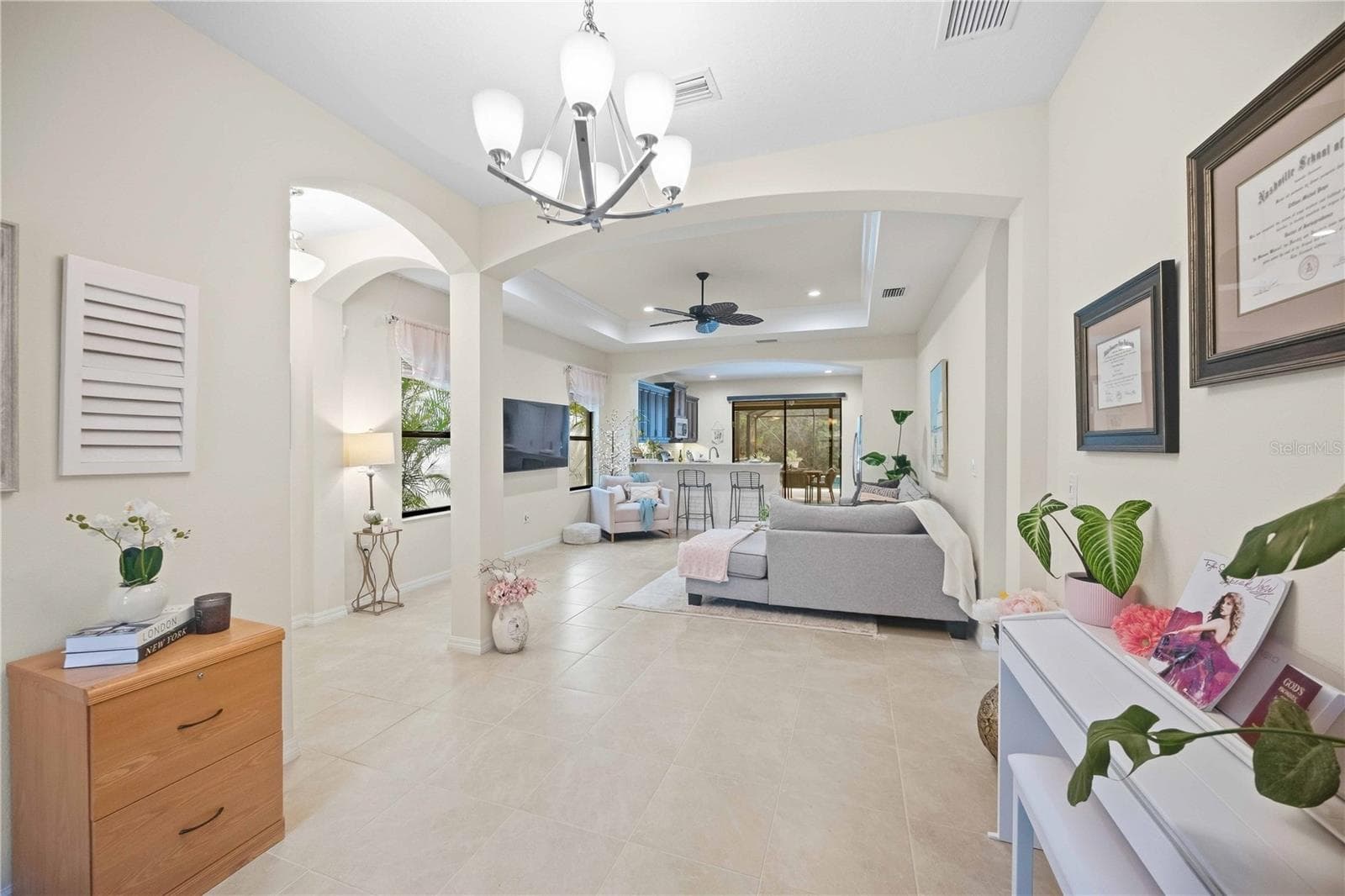 Single Family Residence at 216 MARCHENO WAY, NORTH VENICE, photo 15 of 63