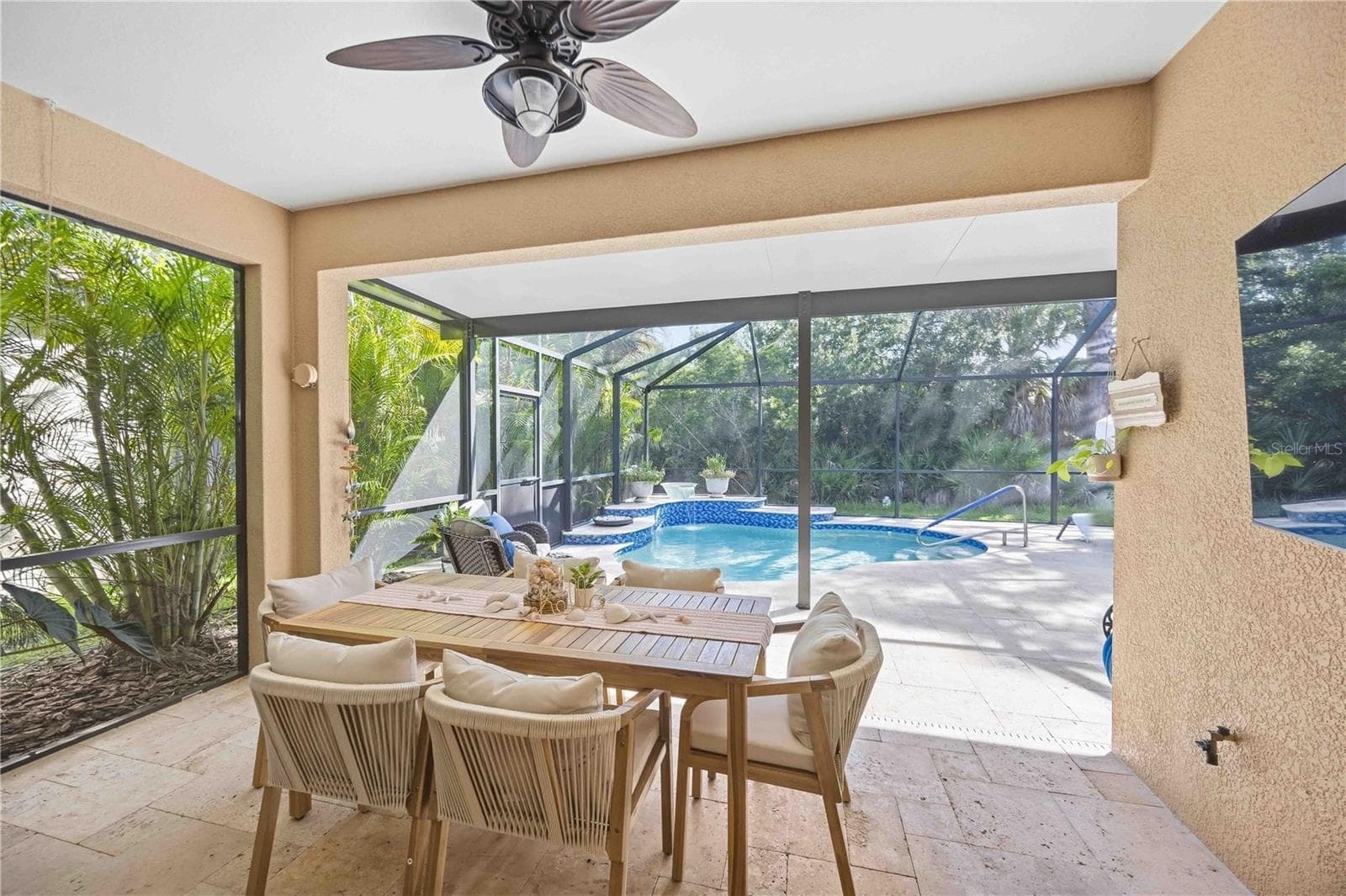 Lanai with gas hook up - 216 MARCHENO WAY, NORTH VENICE