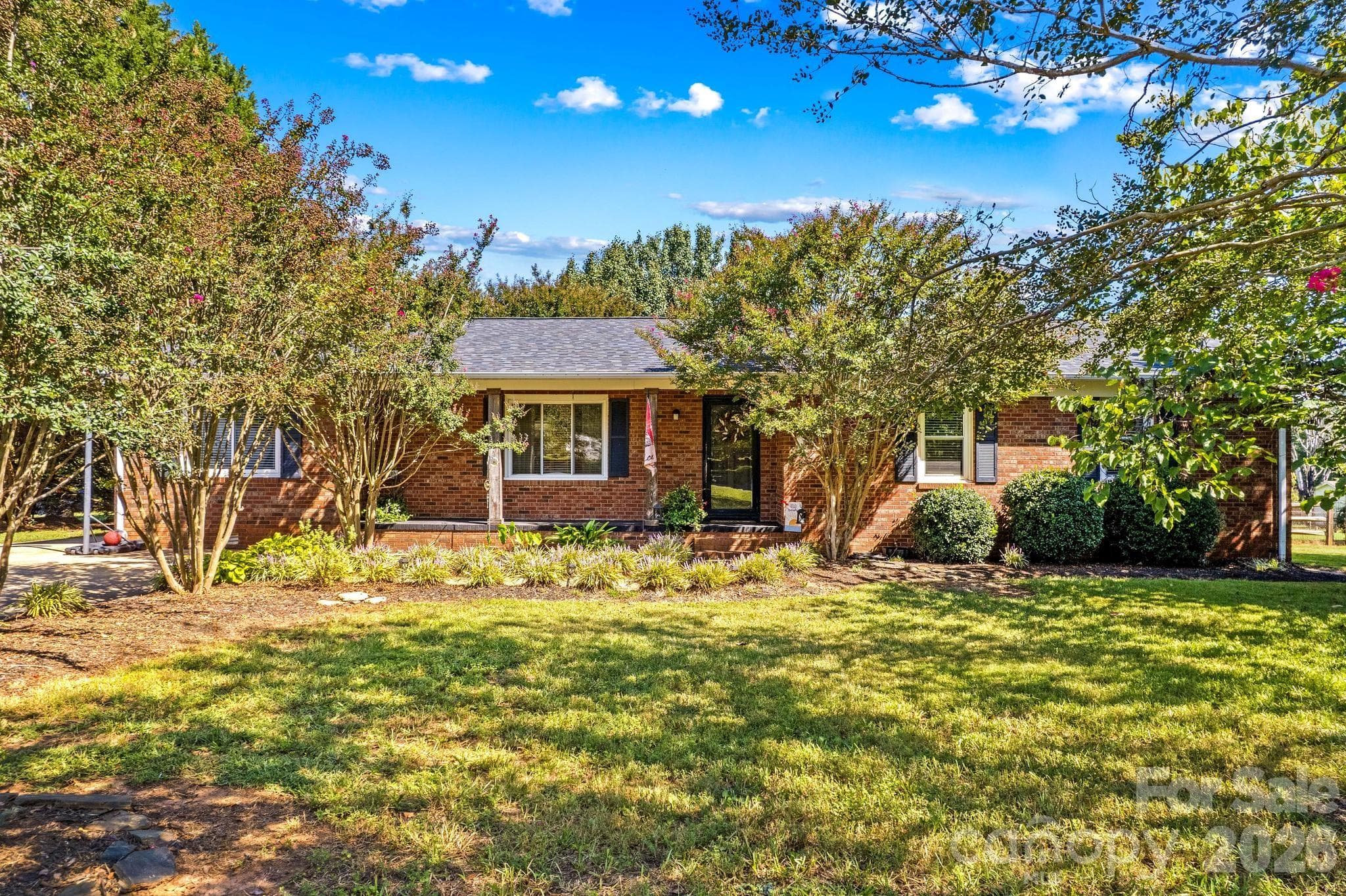 Single Family Residence at 230 E Old Farm Road, Salisbury, photo 4 of 48