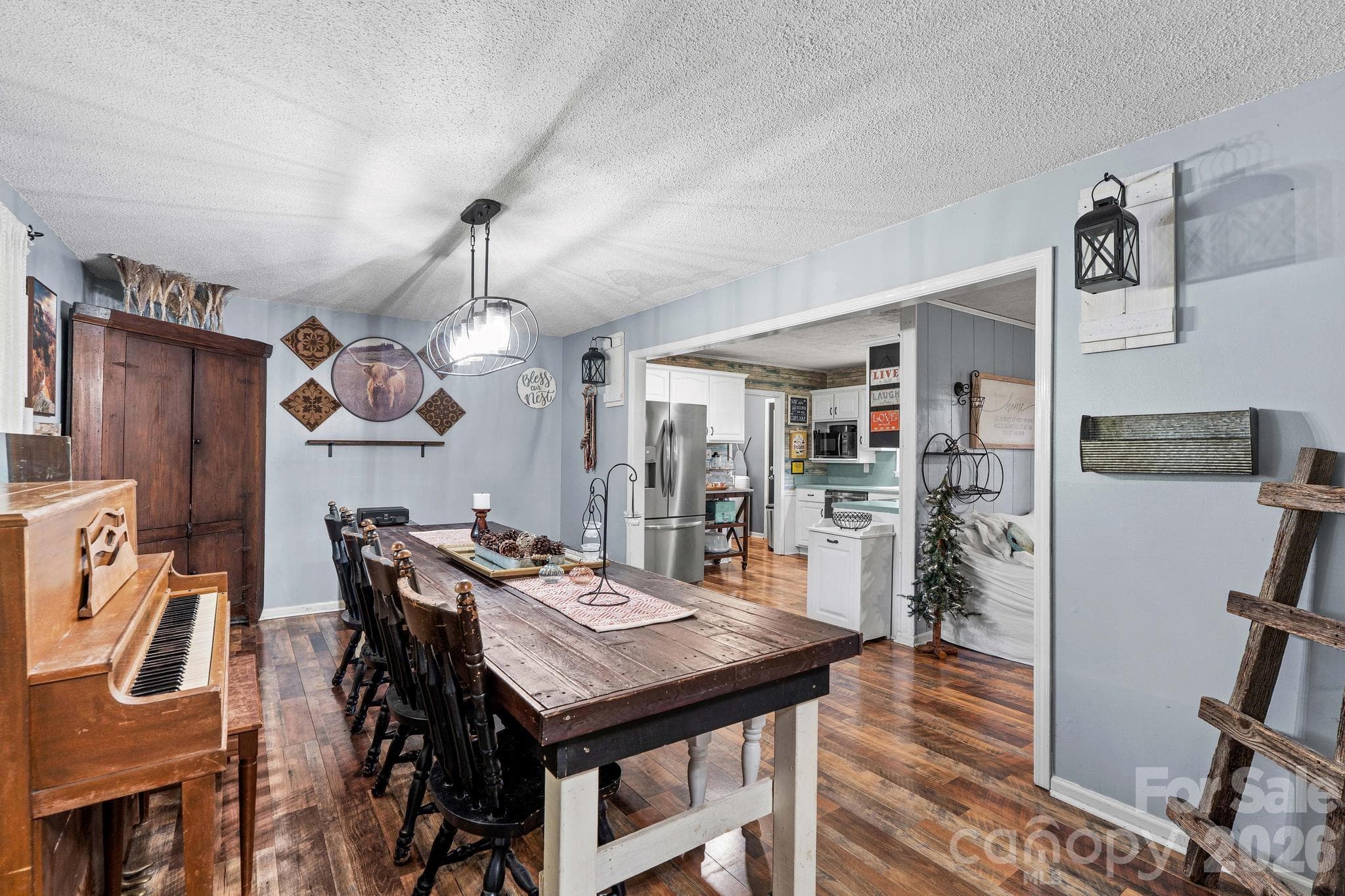 Single Family Residence at 230 E Old Farm Road, Salisbury, photo 20 of 48