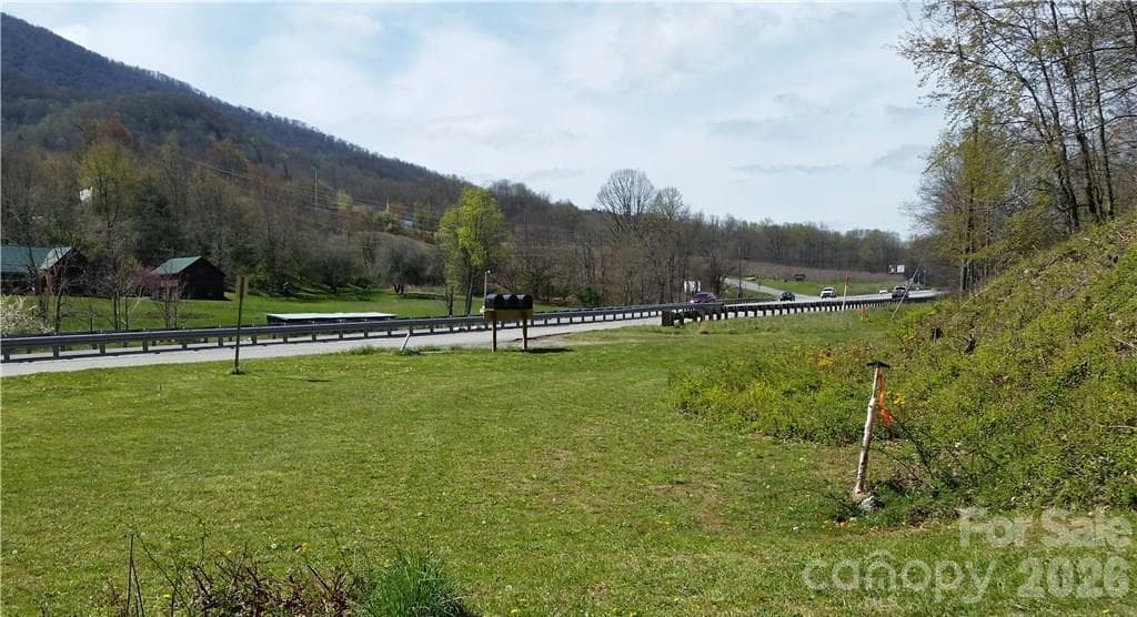 Lot at 31 Mistletoe Ridge, Waynesville, photo 8 of 27