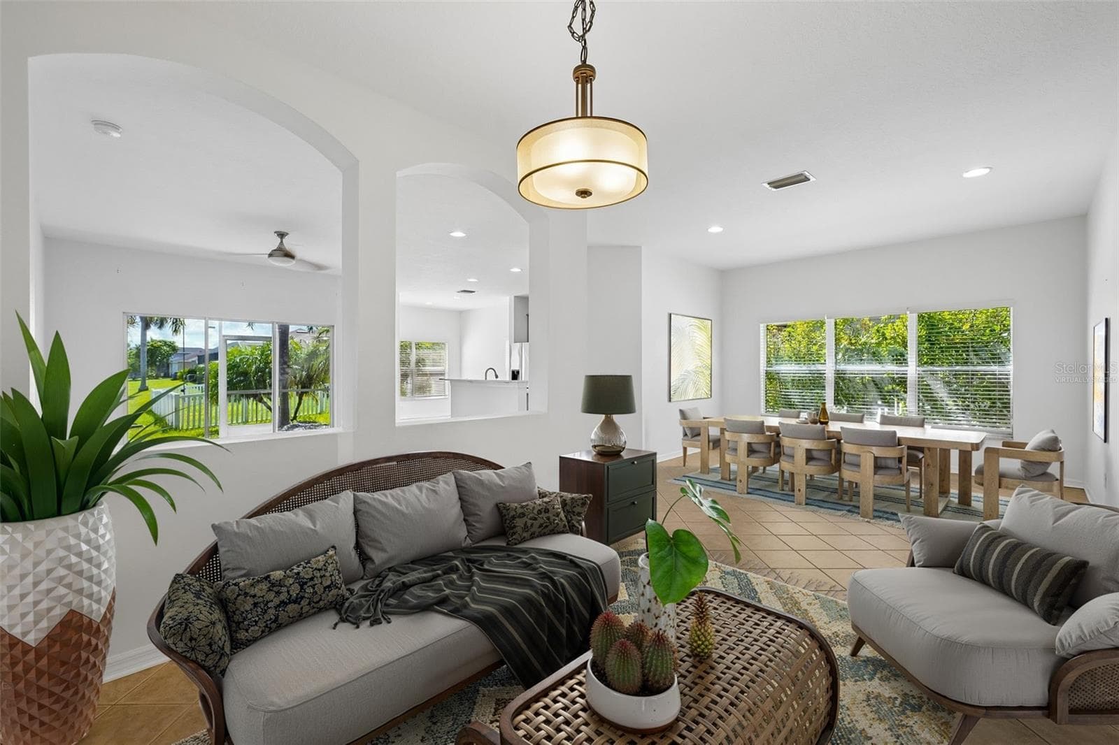 Virtually Staged - 1810 MIRA LAGO CIR, RUSKIN