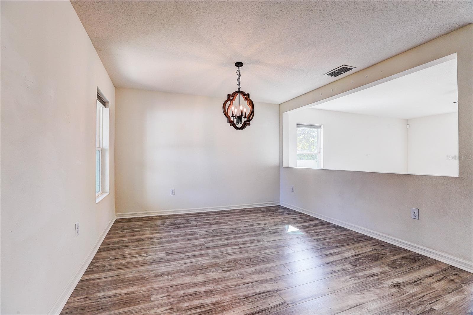 Single Family Residence at 10502 MEDFORD LAKE DR, RIVERVIEW, photo 7 of 48