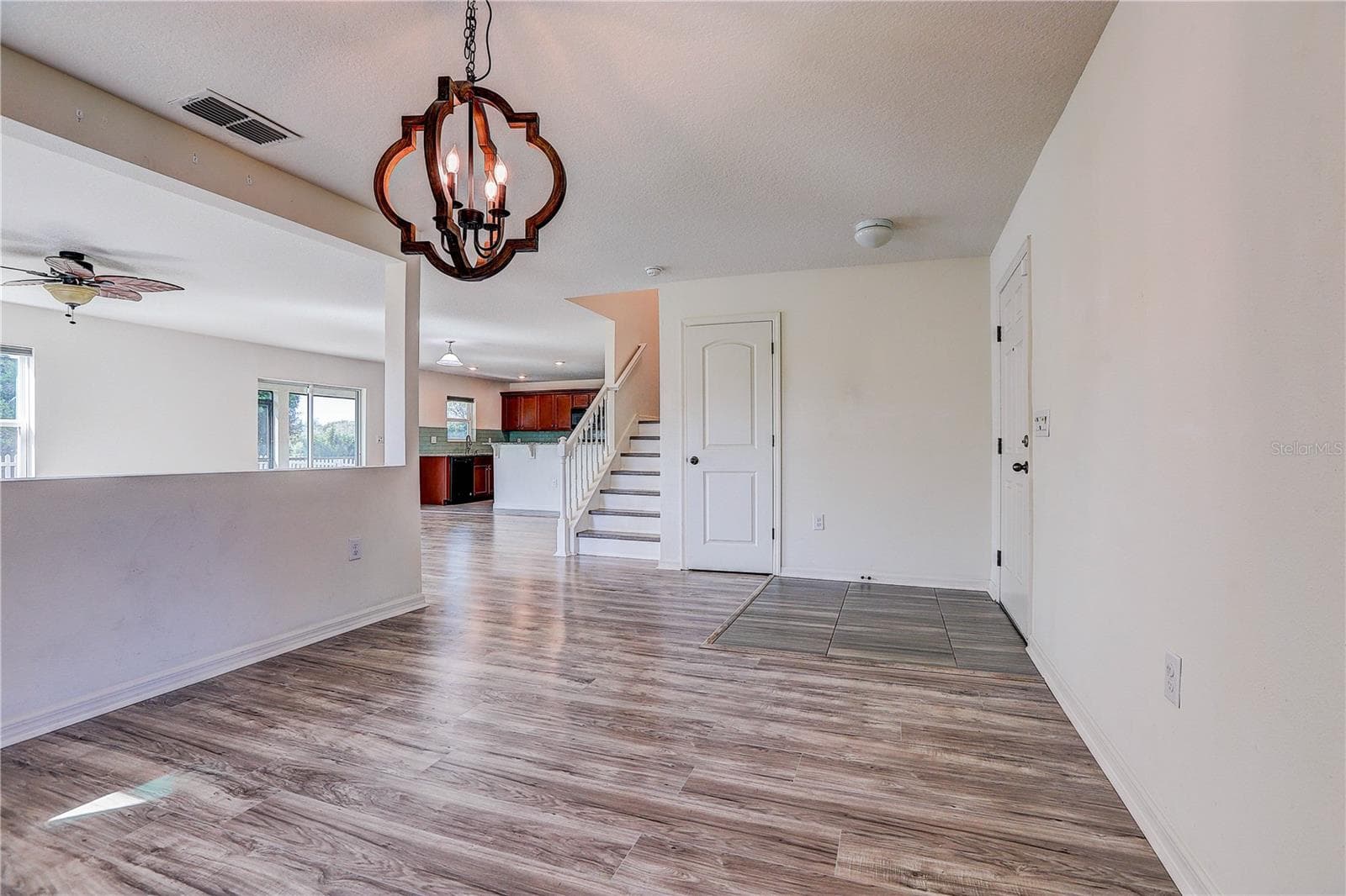 Single Family Residence at 10502 MEDFORD LAKE DR, RIVERVIEW, photo 8 of 48