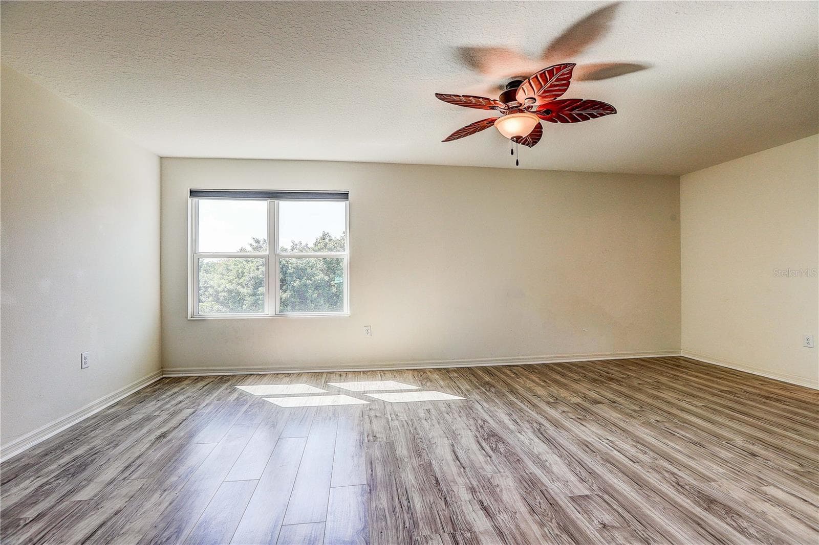 Single Family Residence at 10502 MEDFORD LAKE DR, RIVERVIEW, photo 20 of 48