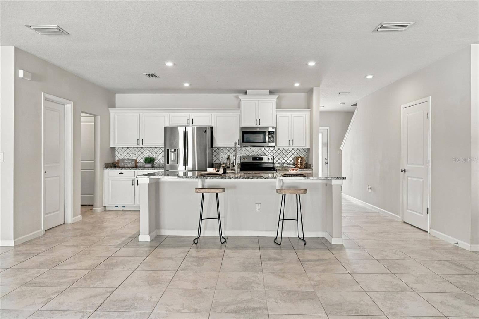 Single Family Residence at 10646 HAWKS LANDING DR, LAND O LAKES, photo 11 of 52