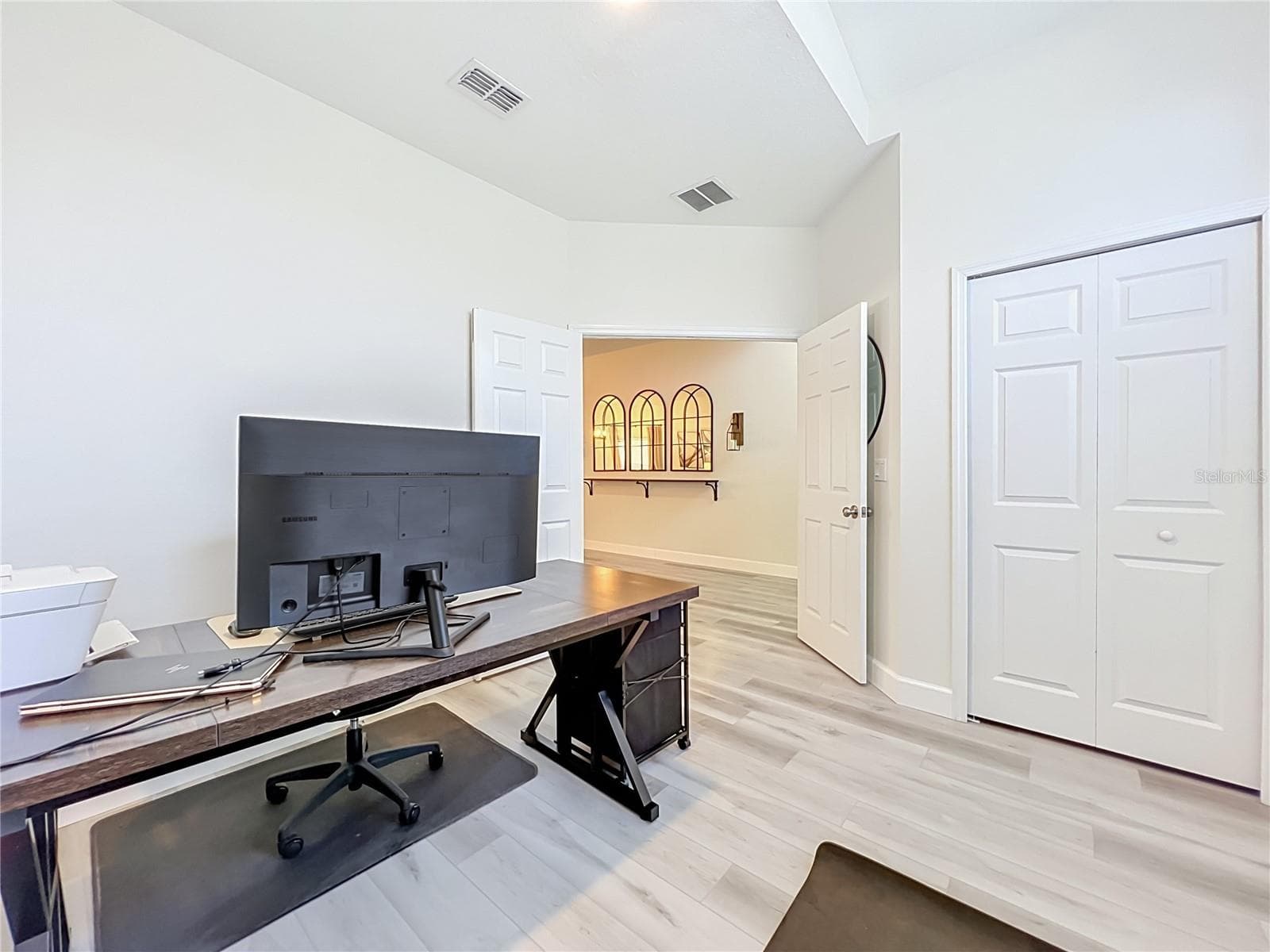 Single Family Residence at 2271 CRYSTAL FALLS WAY, ORLANDO, photo 6 of 40