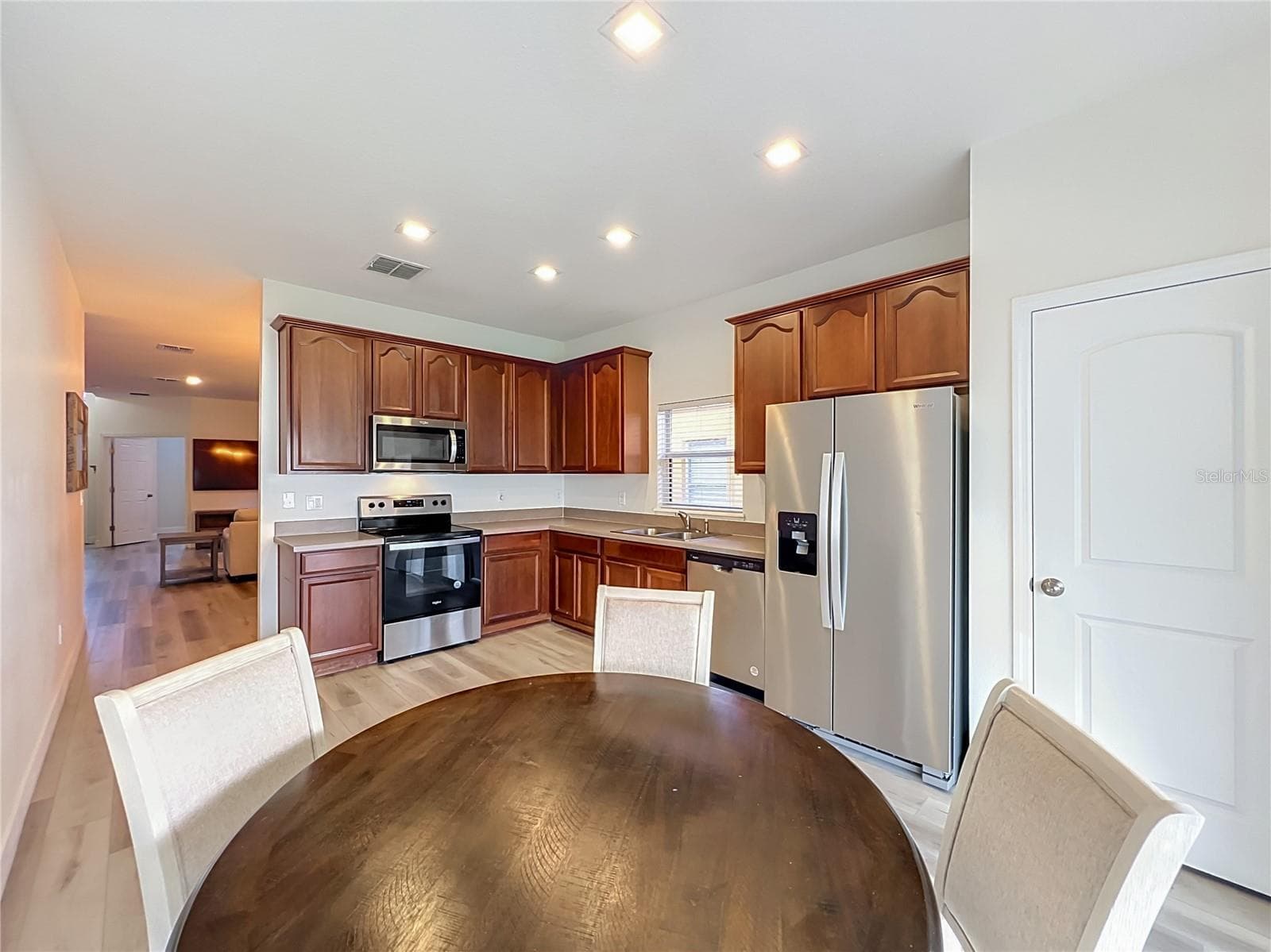 Single Family Residence at 2271 CRYSTAL FALLS WAY, ORLANDO, photo 15 of 40