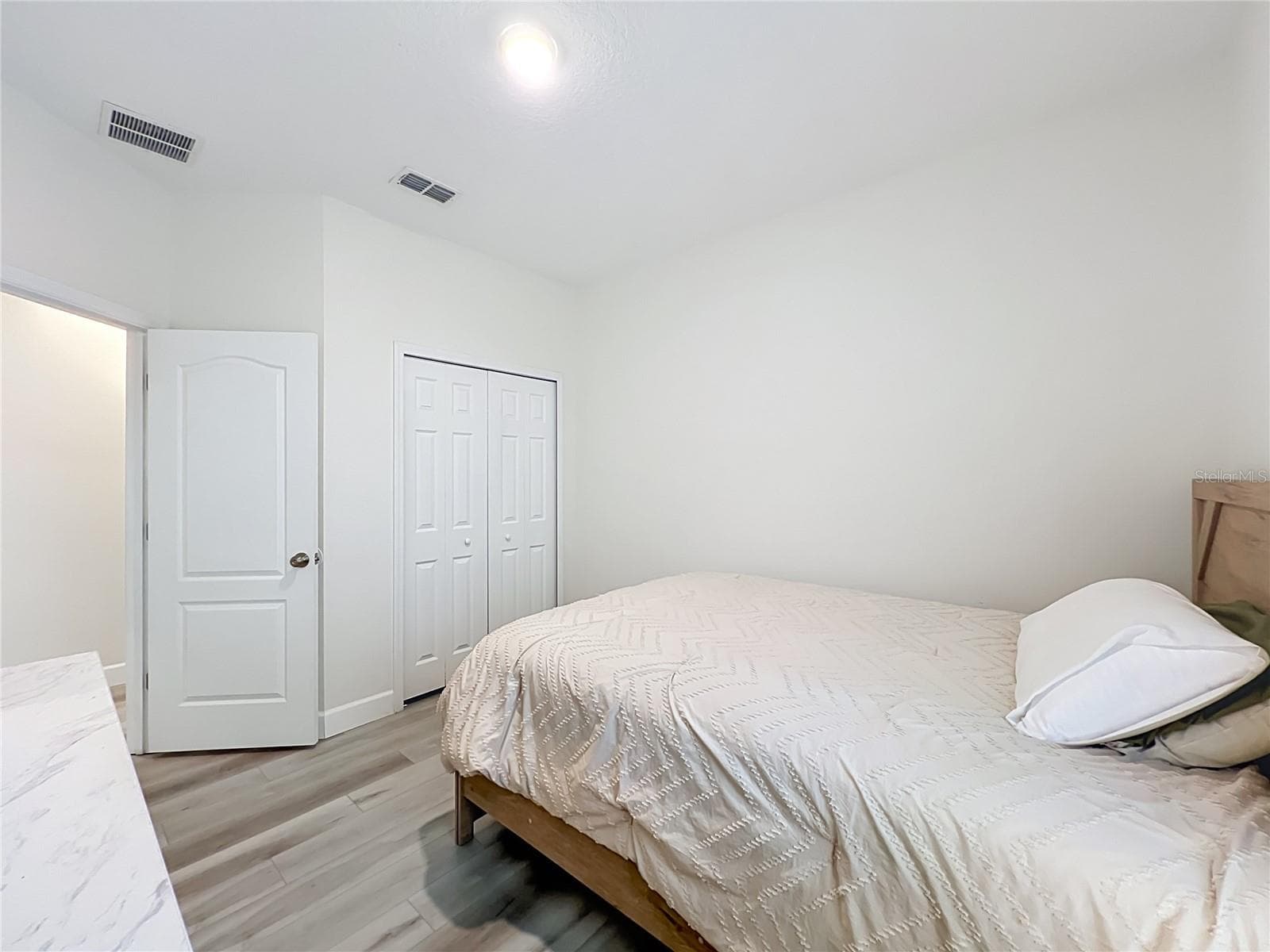 Single Family Residence at 2271 CRYSTAL FALLS WAY, ORLANDO, photo 20 of 40