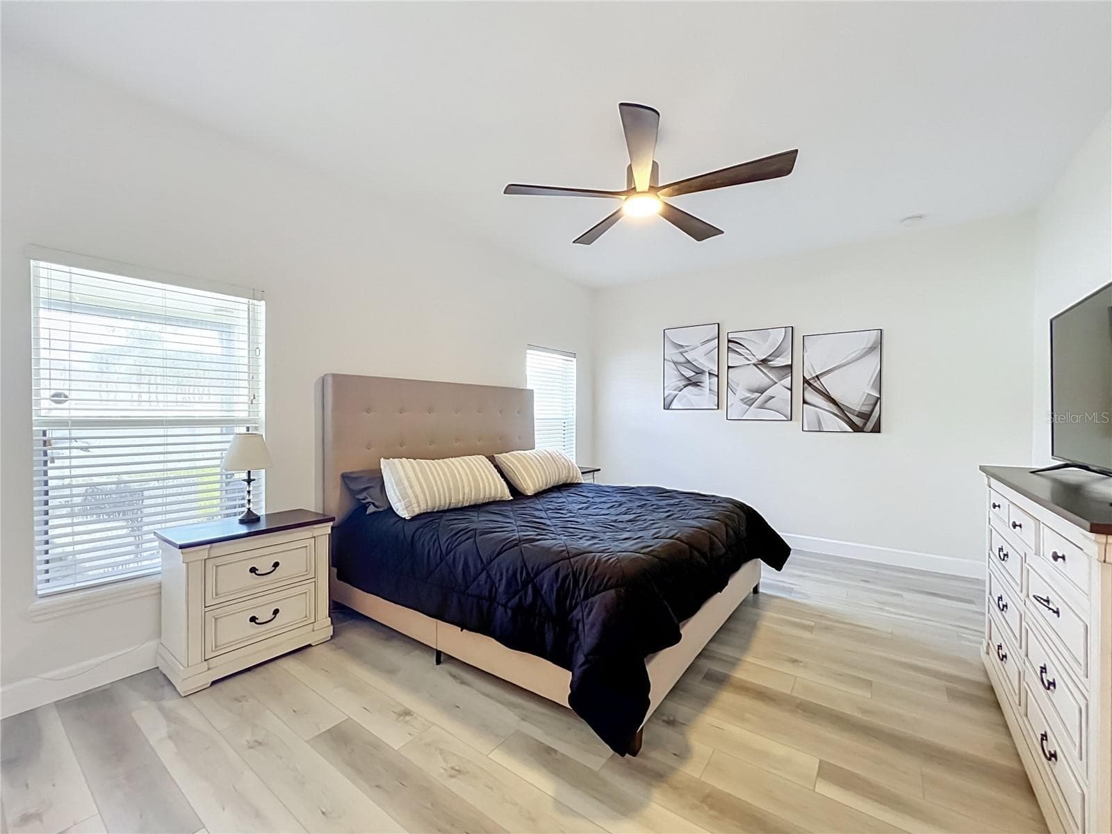 Single Family Residence at 2271 CRYSTAL FALLS WAY, ORLANDO, photo 24 of 40