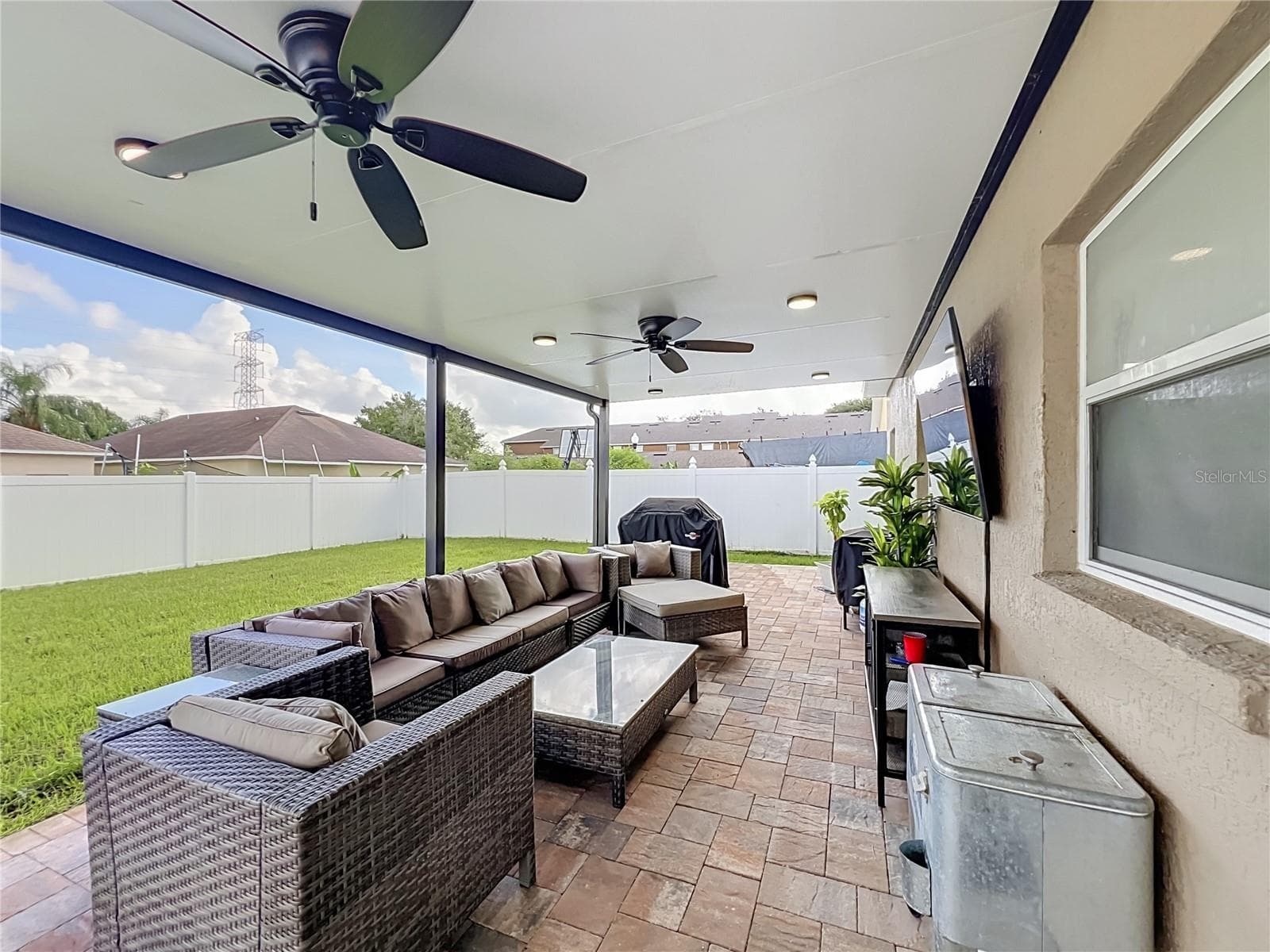Single Family Residence at 2271 CRYSTAL FALLS WAY, ORLANDO, photo 33 of 40