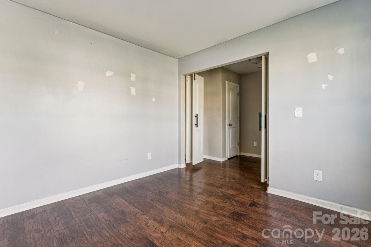 Single Family Residence at 107 Berrybeth Circle, China Grove, photo 11 of 32