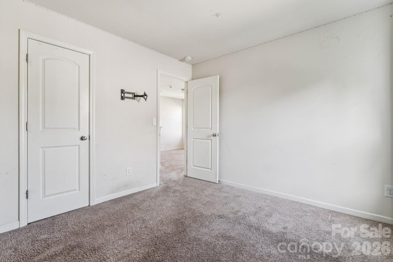 Single Family Residence at 107 Berrybeth Circle, China Grove, photo 24 of 32