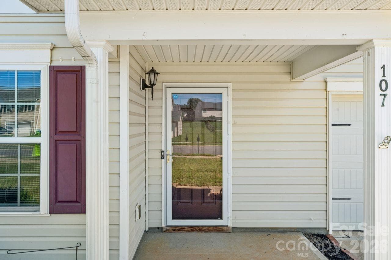 Single Family Residence at 107 Berrybeth Circle, China Grove, photo 30 of 32