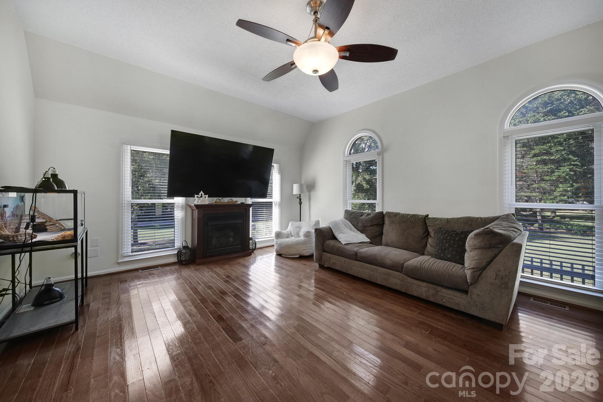 Single Family Residence at 2155 Strawberry Road, Rock Hill, photo 5 of 44