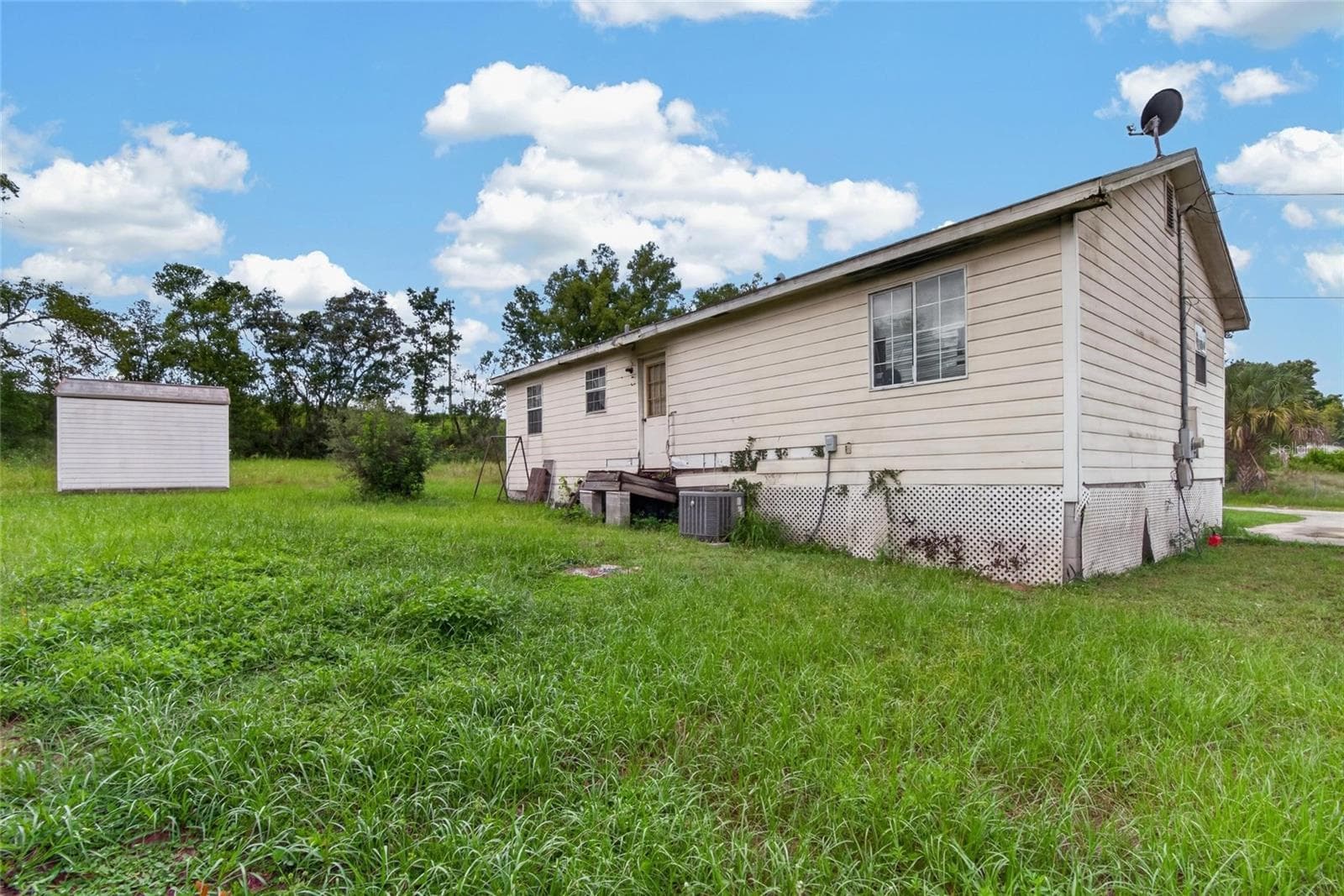 Manufactured Home at 51 MASSEY RD, HAINES CITY, photo 3 of 18