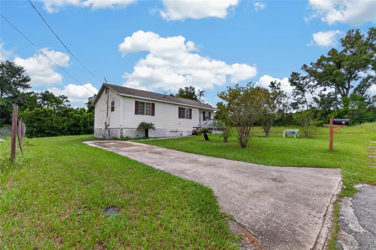 Manufactured Home at 51 MASSEY RD, HAINES CITY, photo 4 of 18