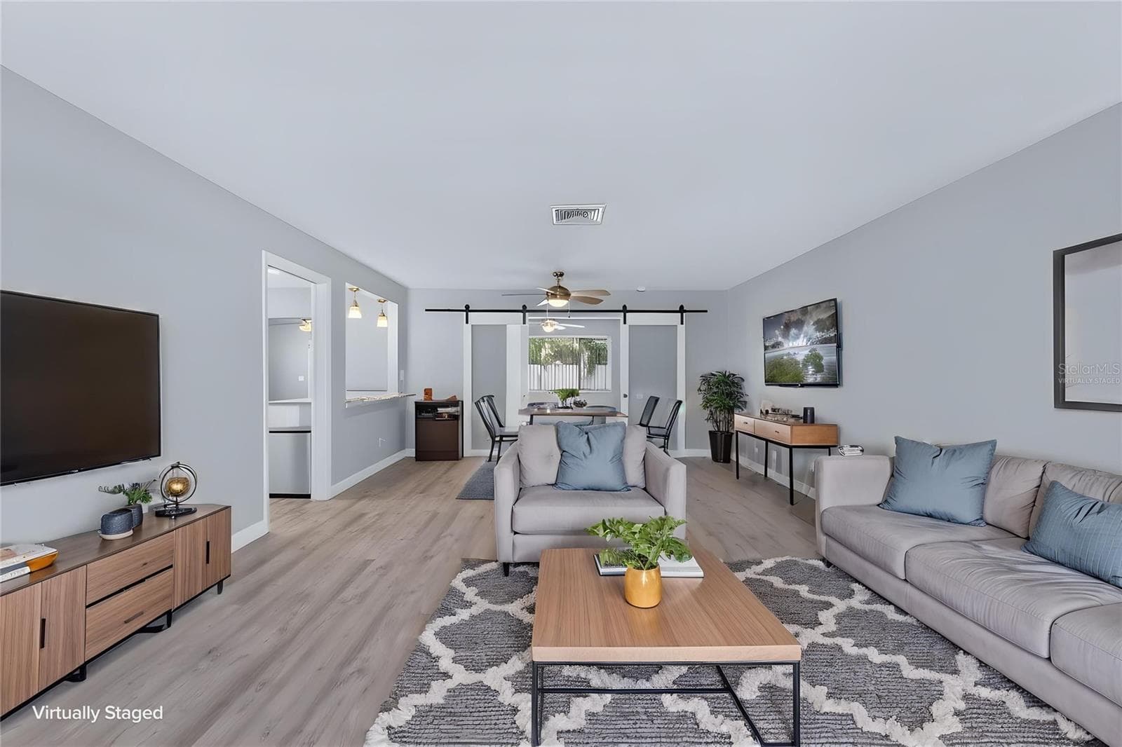 ***VIRTUALLY STAGED*** - 2159 GREENBRIAR BLVD, CLEARWATER