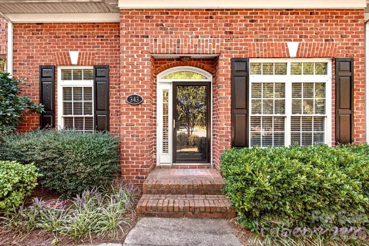 Townhouse at 343 Liverpool Road, Rock Hill, photo 3 of 47