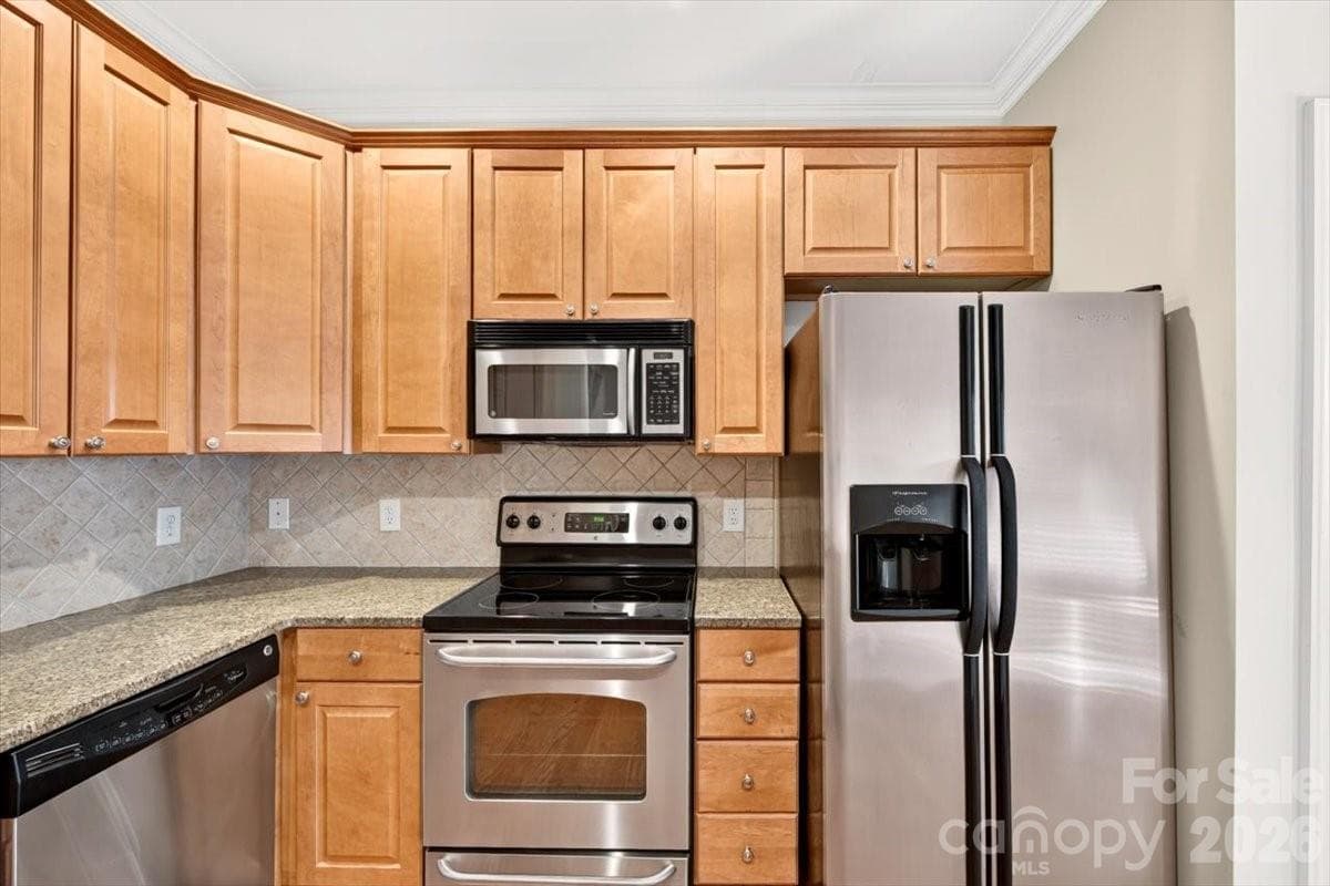 Townhouse at 343 Liverpool Road, Rock Hill, photo 14 of 47