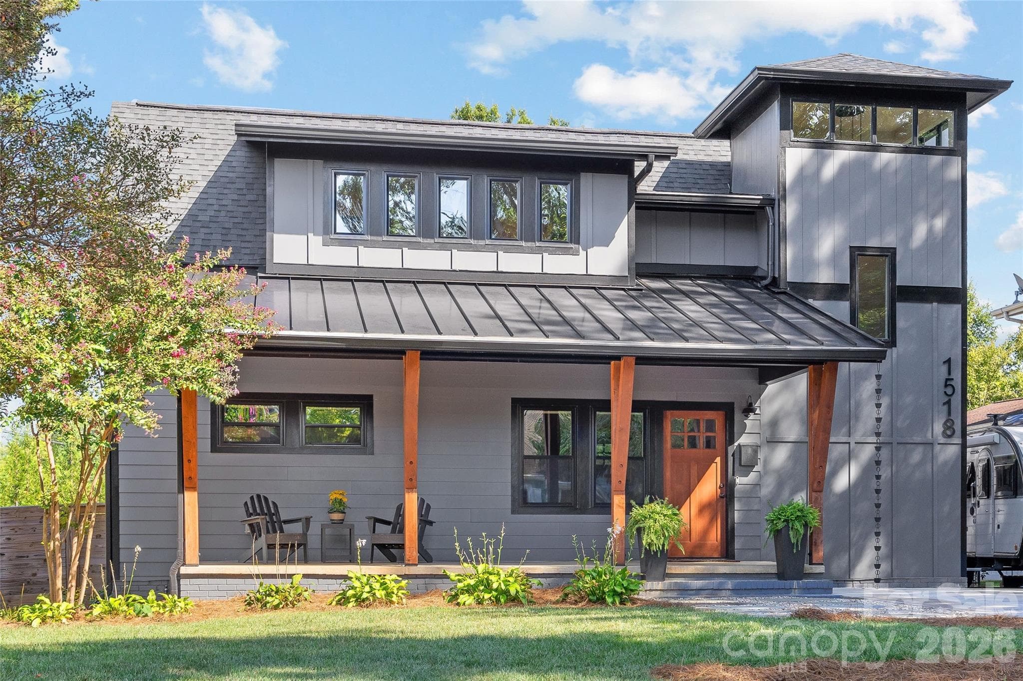 Single Family Residence at 1518 Ivey Drive, Charlotte, photo 2 of 48