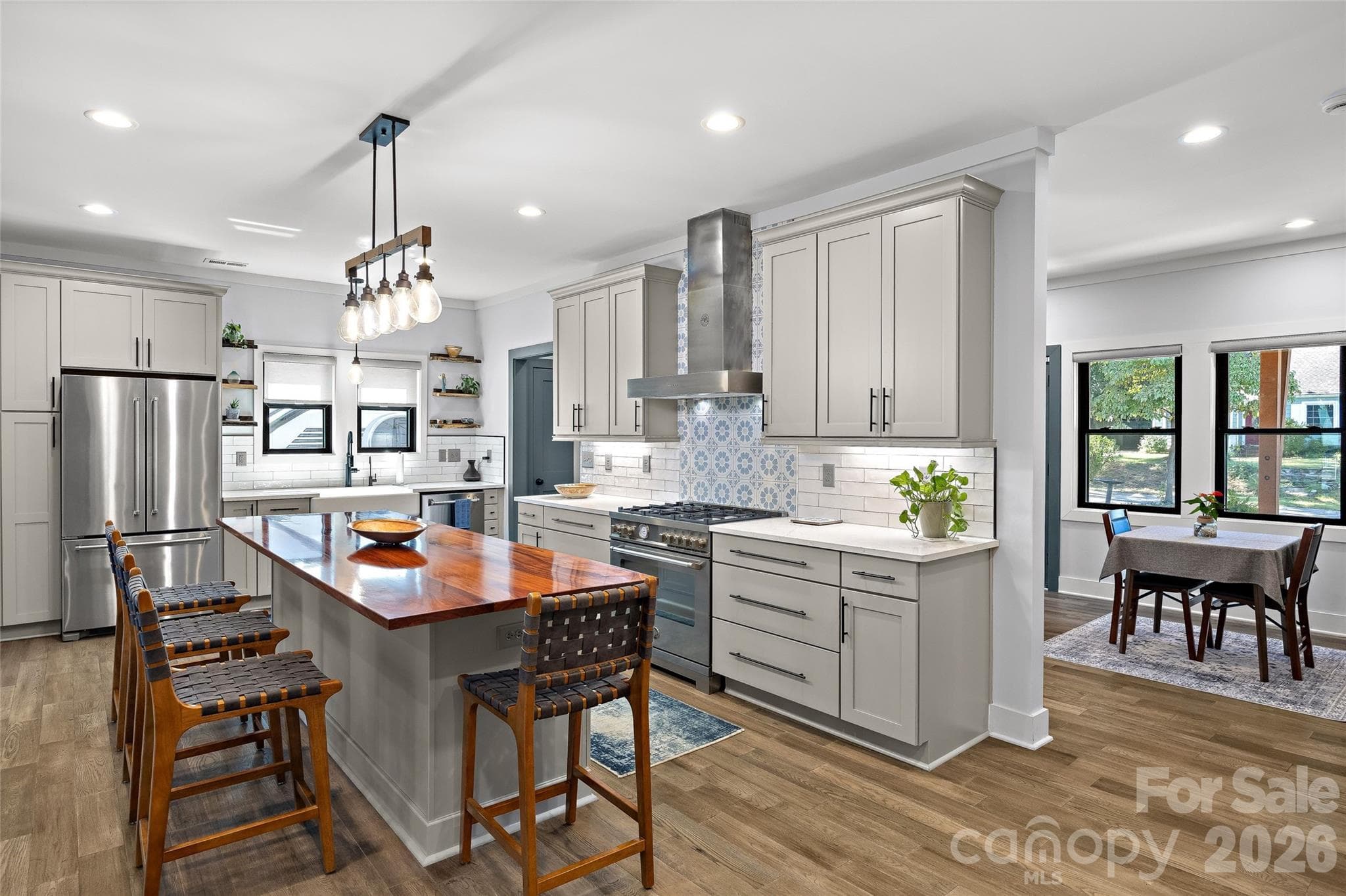Single Family Residence at 1518 Ivey Drive, Charlotte, photo 16 of 48