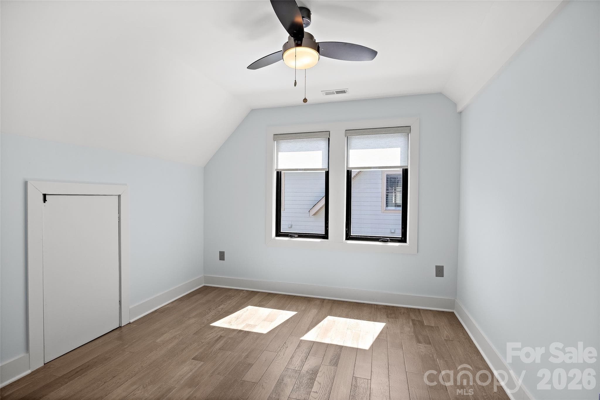 Single Family Residence at 1518 Ivey Drive, Charlotte, photo 40 of 48