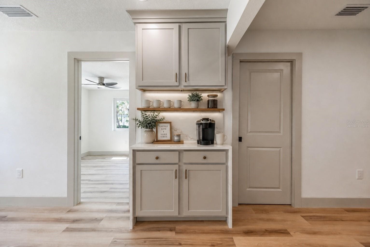 Virtually Staged, Kitchen / Coffee Bar. - 7851 40TH AVE N, ST PETERSBURG