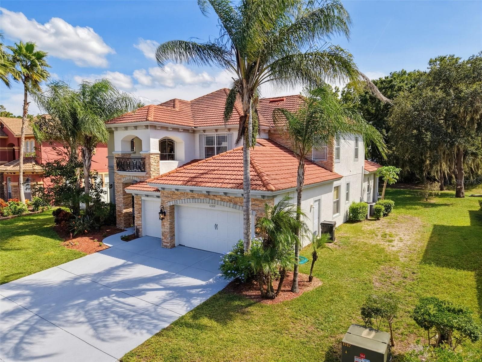 Single Family Residence at 11352 OYSTER BAY CIR, NEW PORT RICHEY, photo 2 of 48