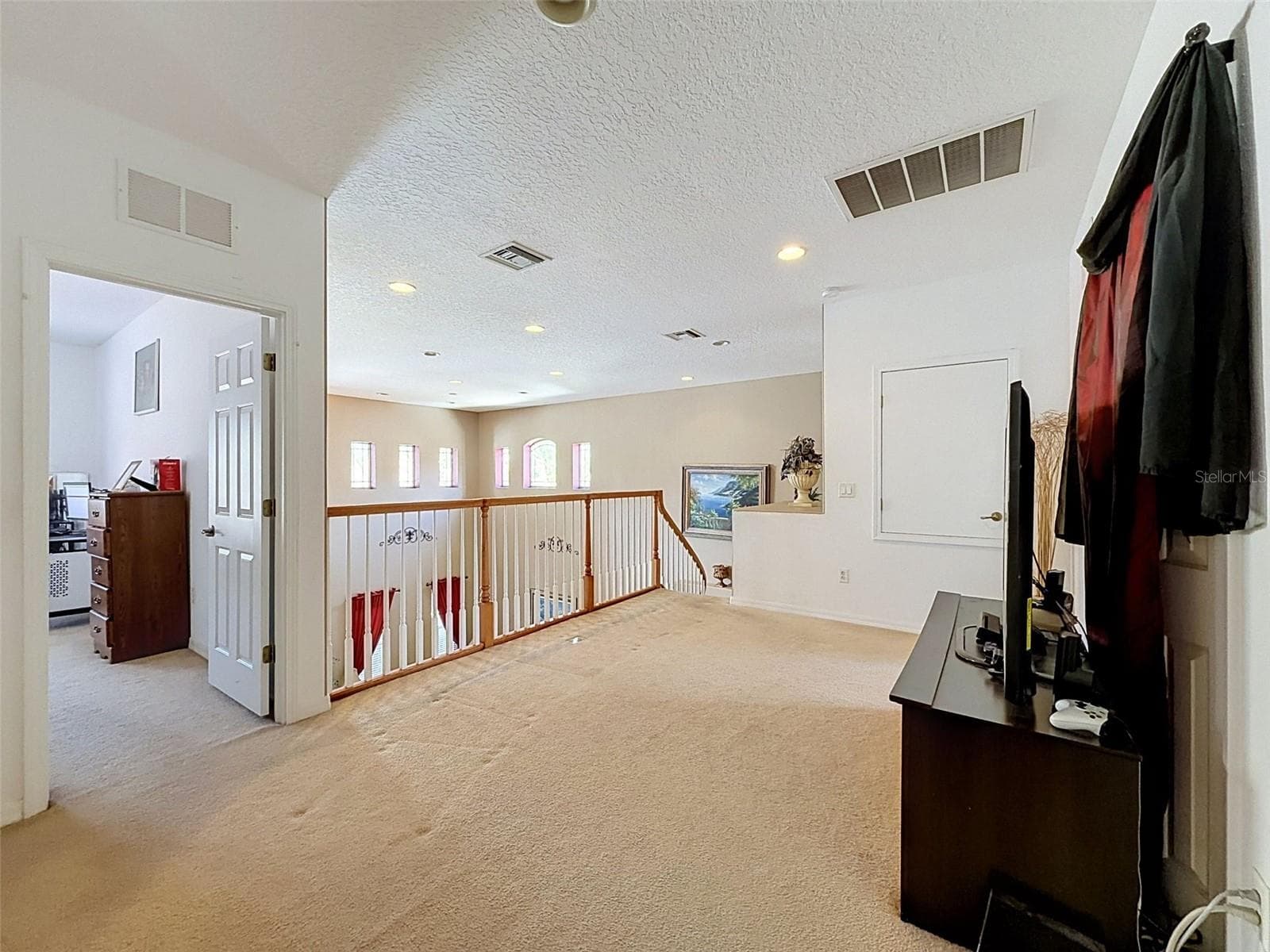 Single Family Residence at 11352 OYSTER BAY CIR, NEW PORT RICHEY, photo 25 of 48