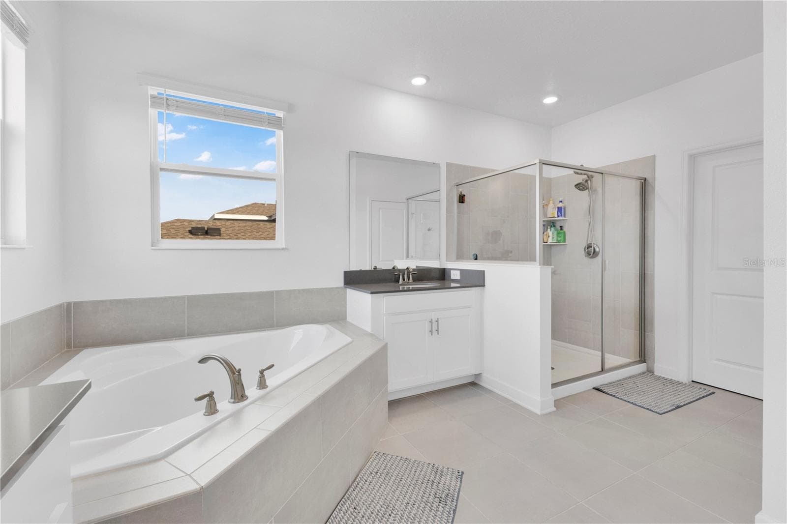 Single Family Residence at 2478 RELAXING LN, KISSIMMEE, photo 17 of 36