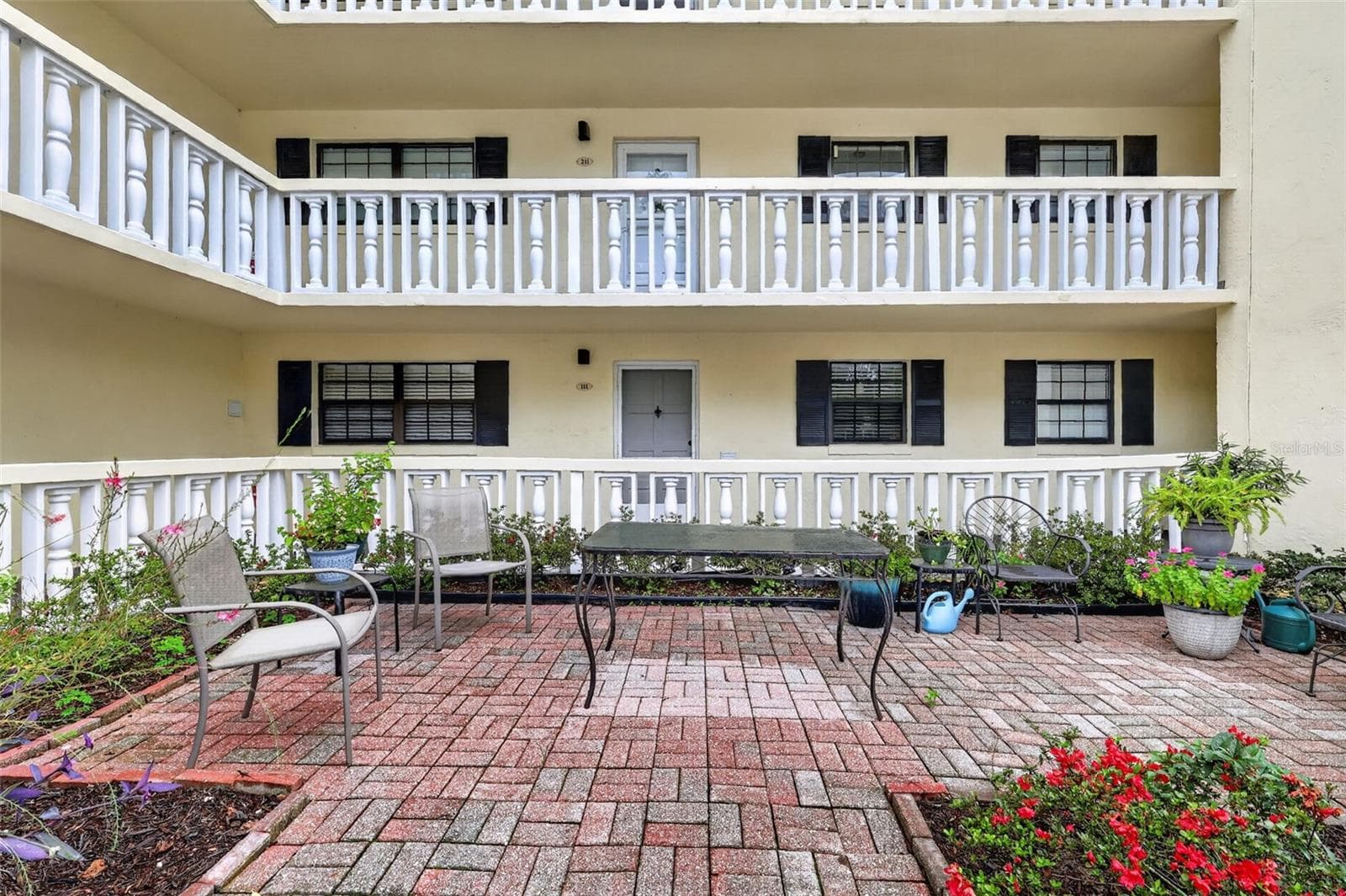 Condominium at 101 N GRANDVIEW ST #111, MOUNT DORA, photo 4 of 59