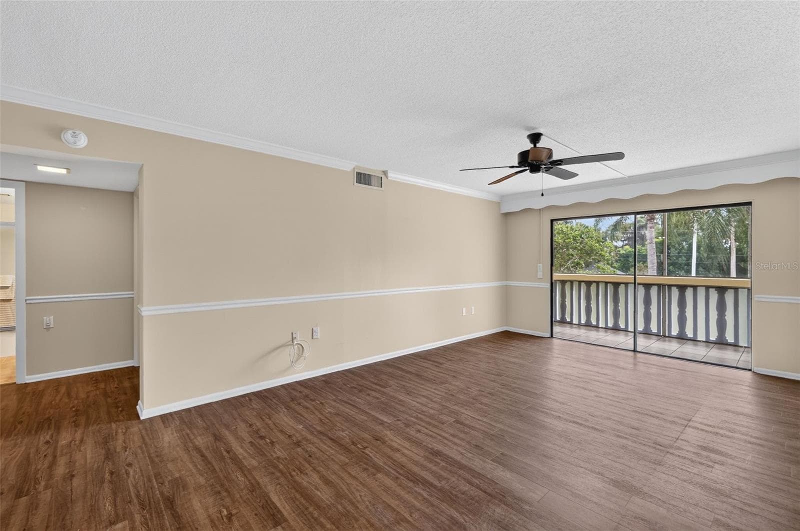 Condominium at 101 N GRANDVIEW ST #111, MOUNT DORA, photo 12 of 59
