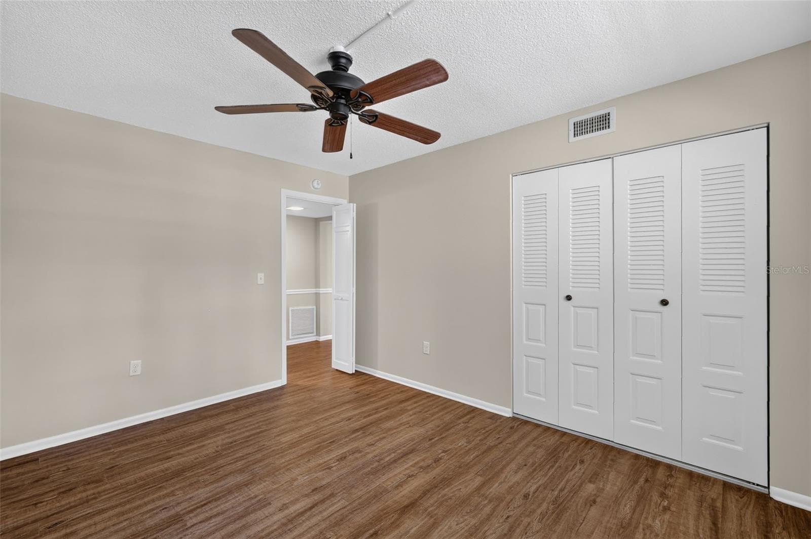 Condominium at 101 N GRANDVIEW ST #111, MOUNT DORA, photo 25 of 59