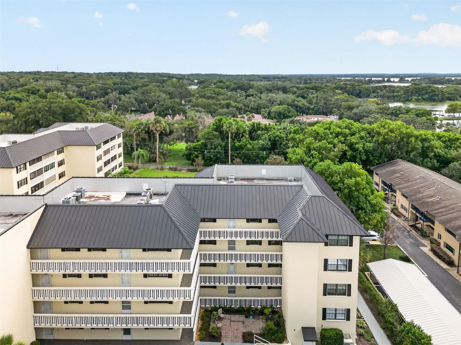 Condominium at 101 N GRANDVIEW ST #111, MOUNT DORA, photo 41 of 59