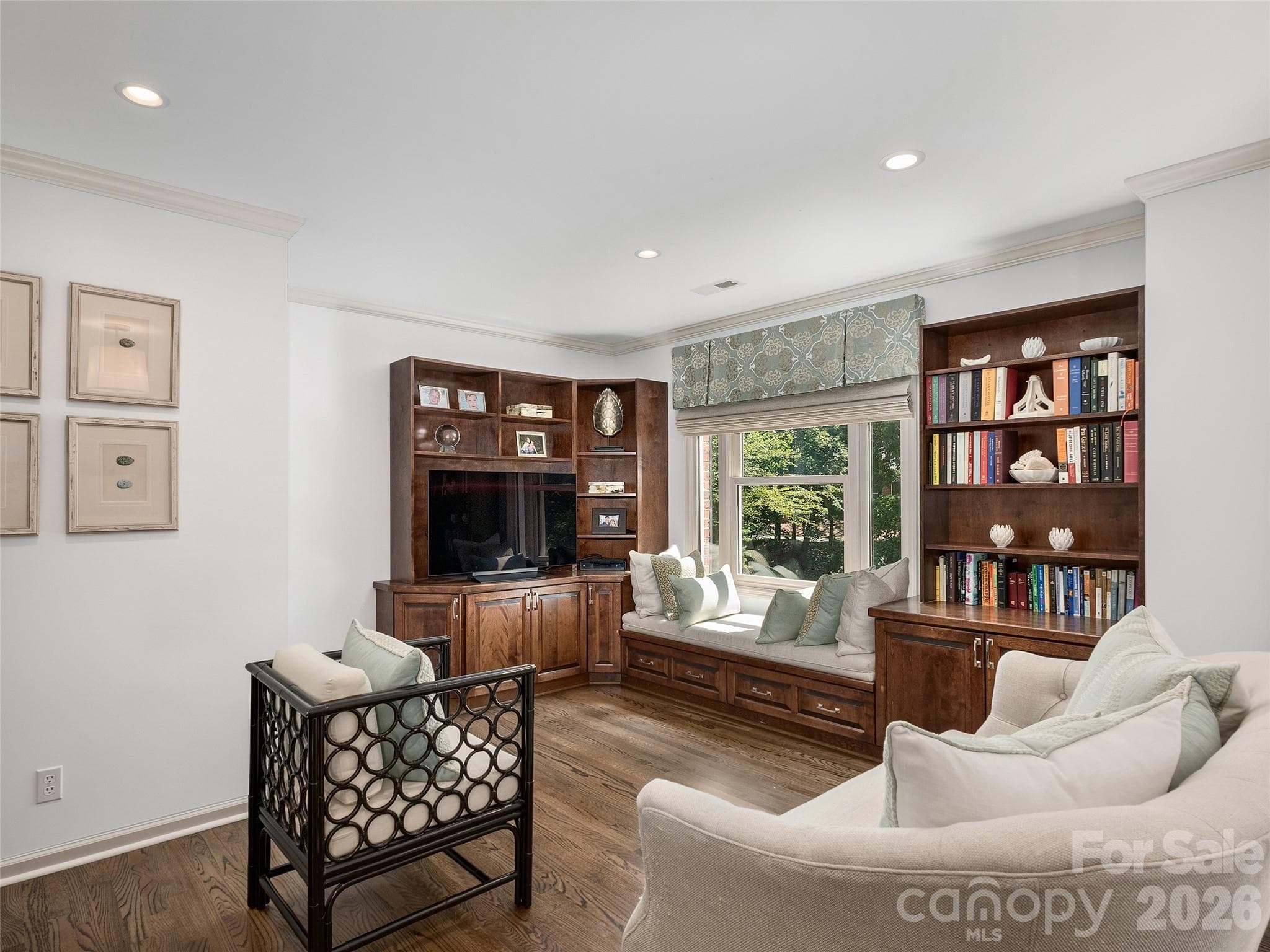Single Family Residence at 306 Red Fox Circle, Asheville, photo 25 of 48